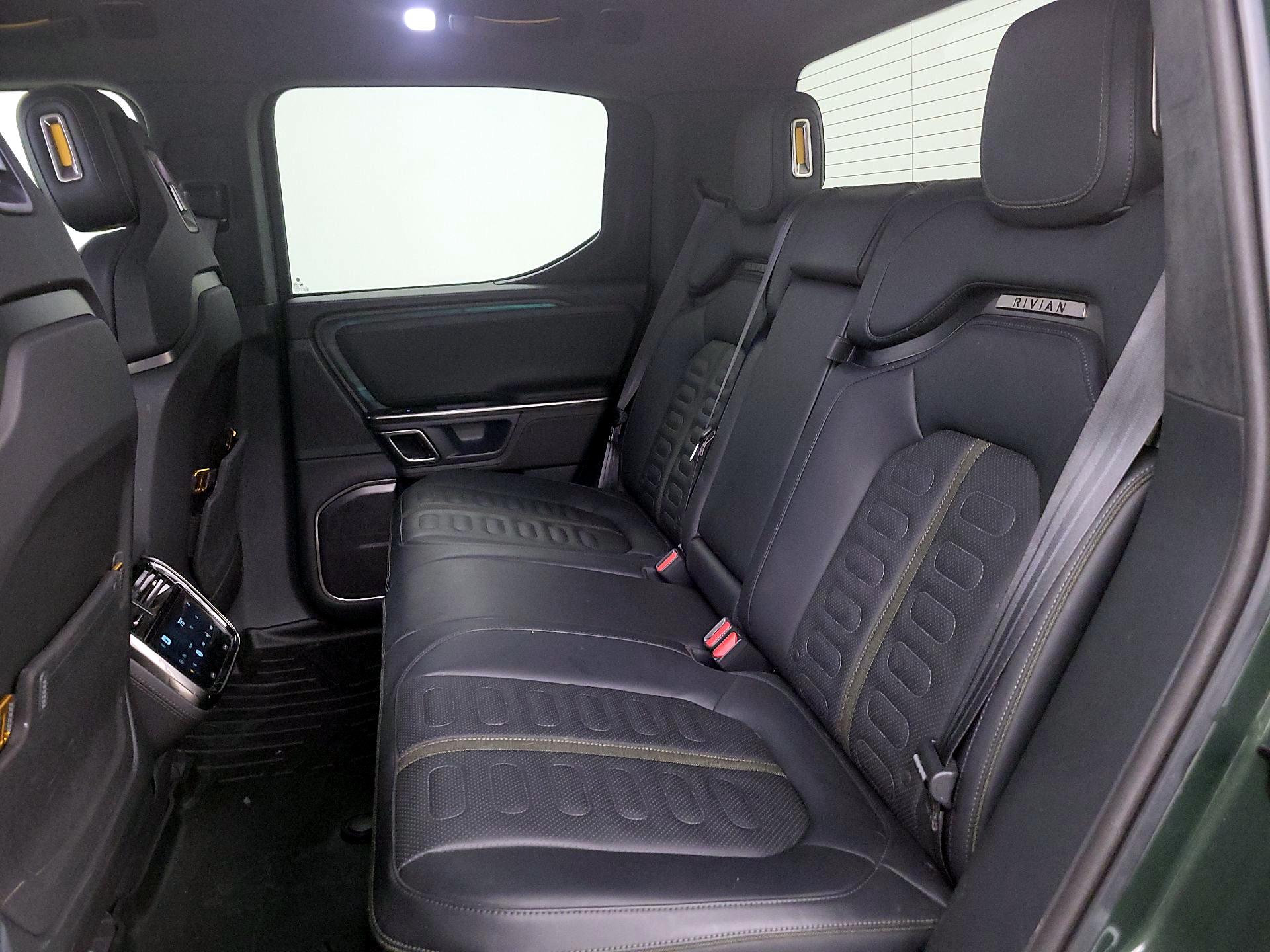 Thumbnail: 2023 Rivian R1T - 20