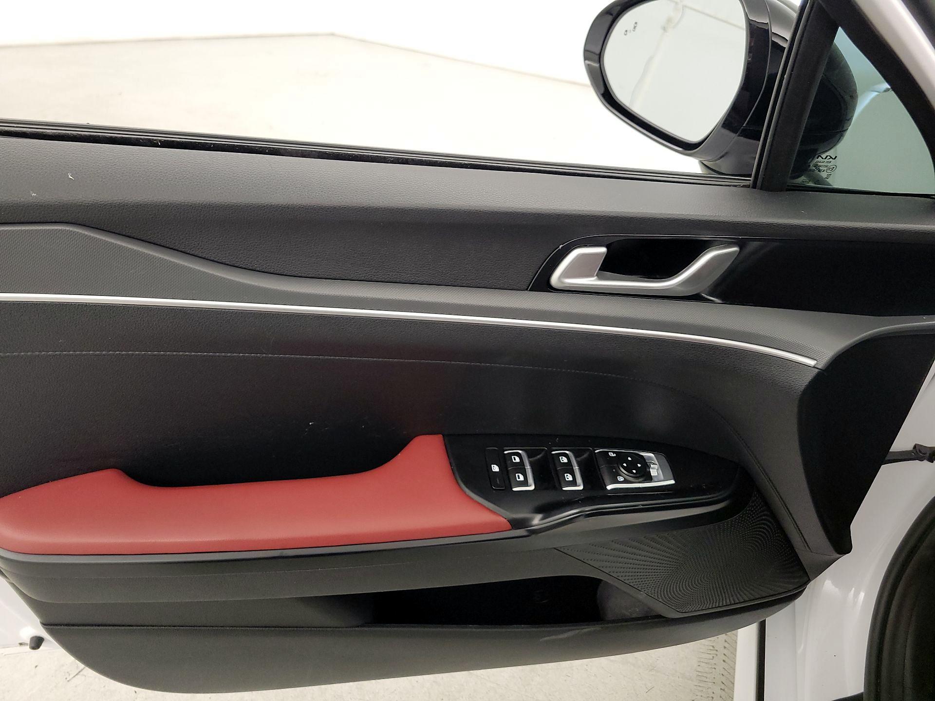 Thumbnail: 2023 Kia K5 - 12