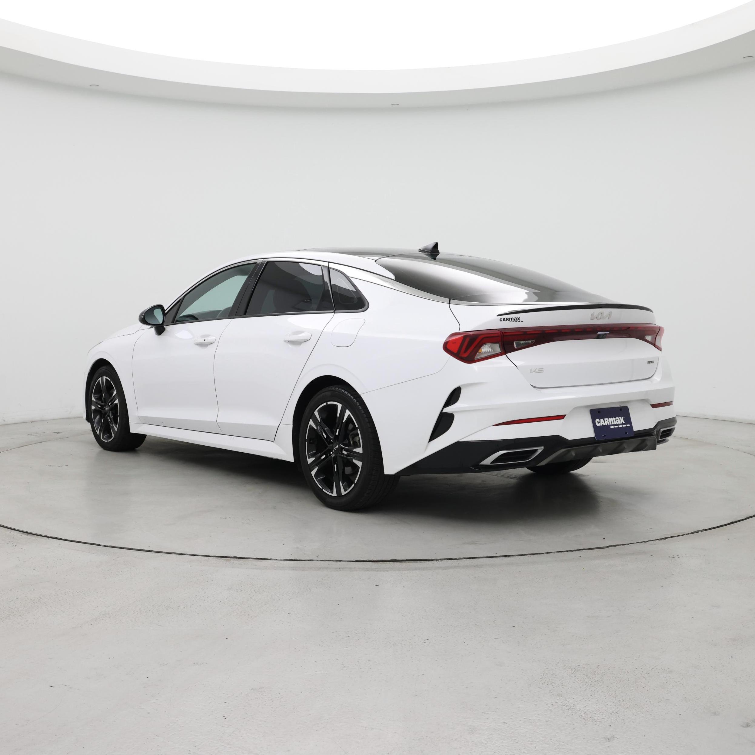 Thumbnail: 2023 Kia K5 - 2