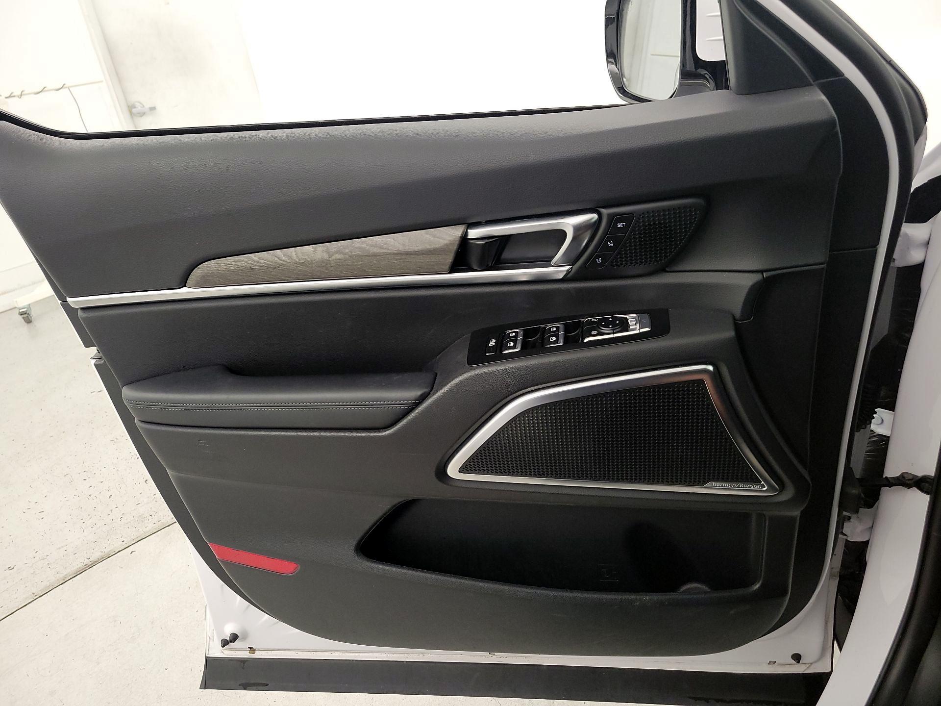 Thumbnail: 2021 Kia Telluride - 12