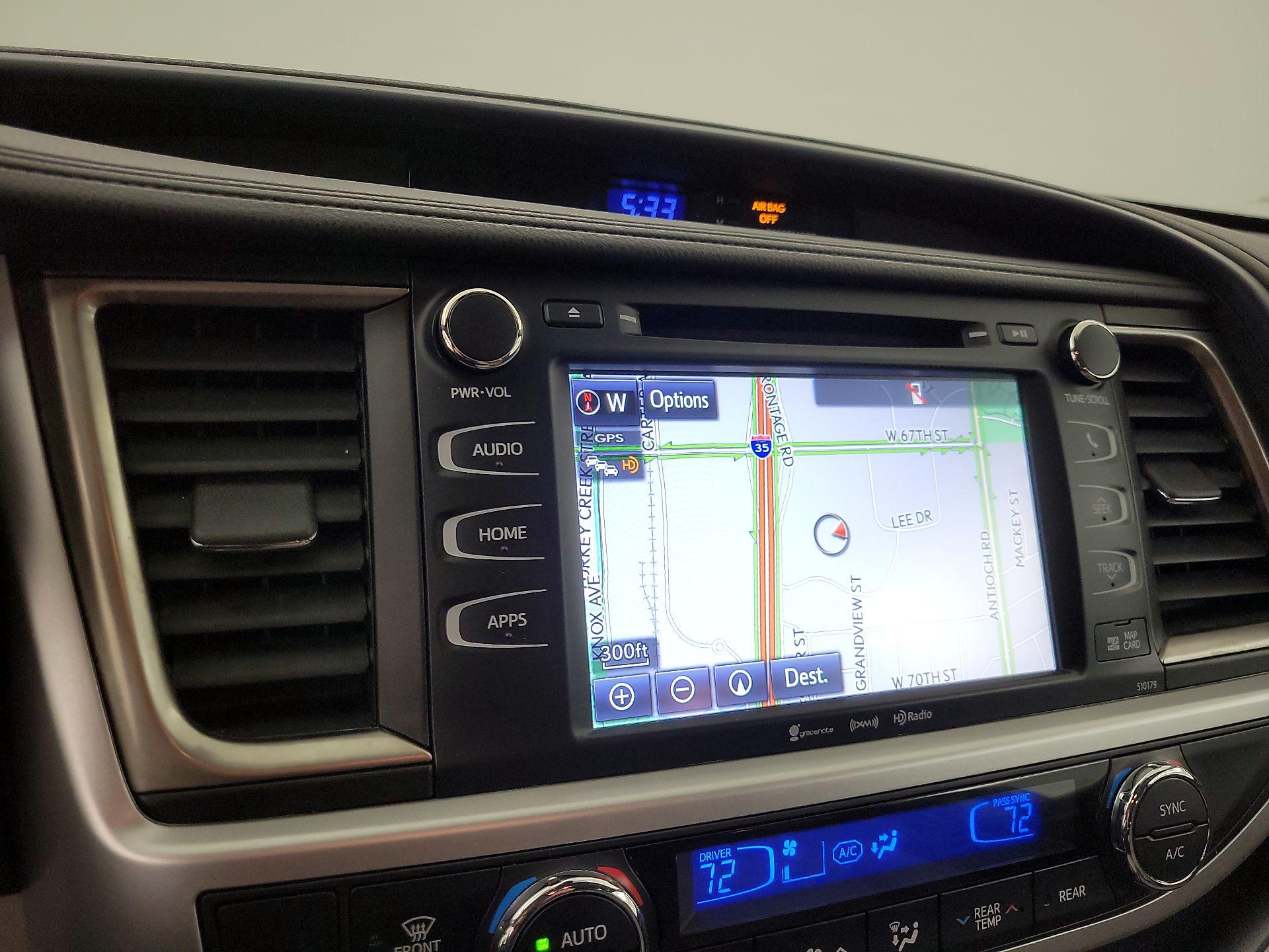 Thumbnail: 2017 Toyota Highlander - 14