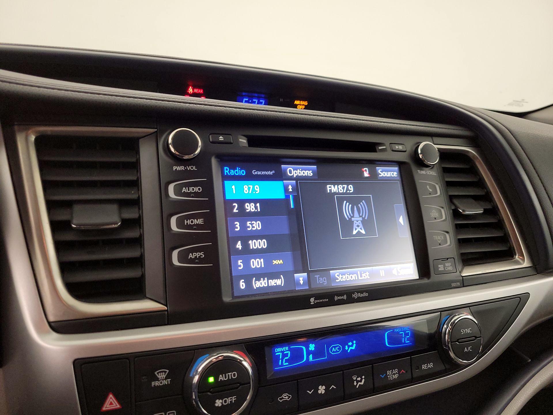 Thumbnail: 2017 Toyota Highlander - 16