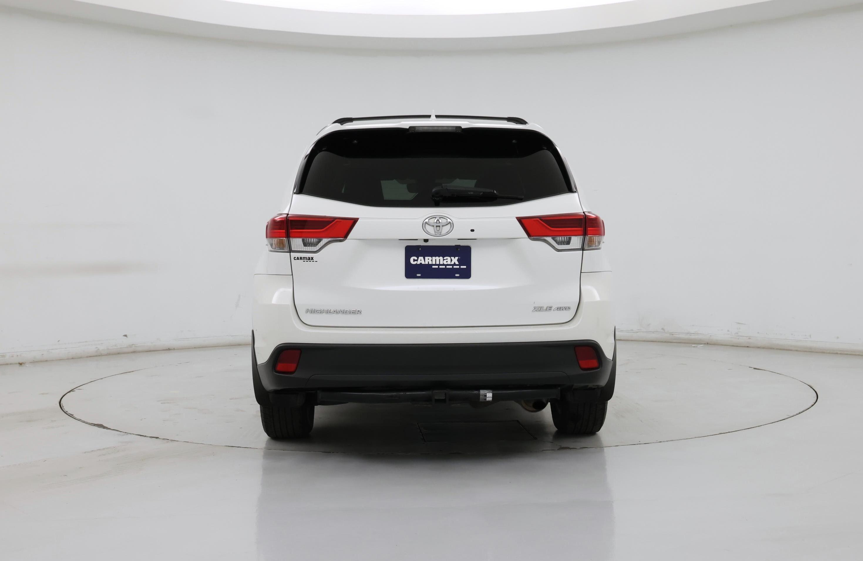 Thumbnail: 2017 Toyota Highlander - 6
