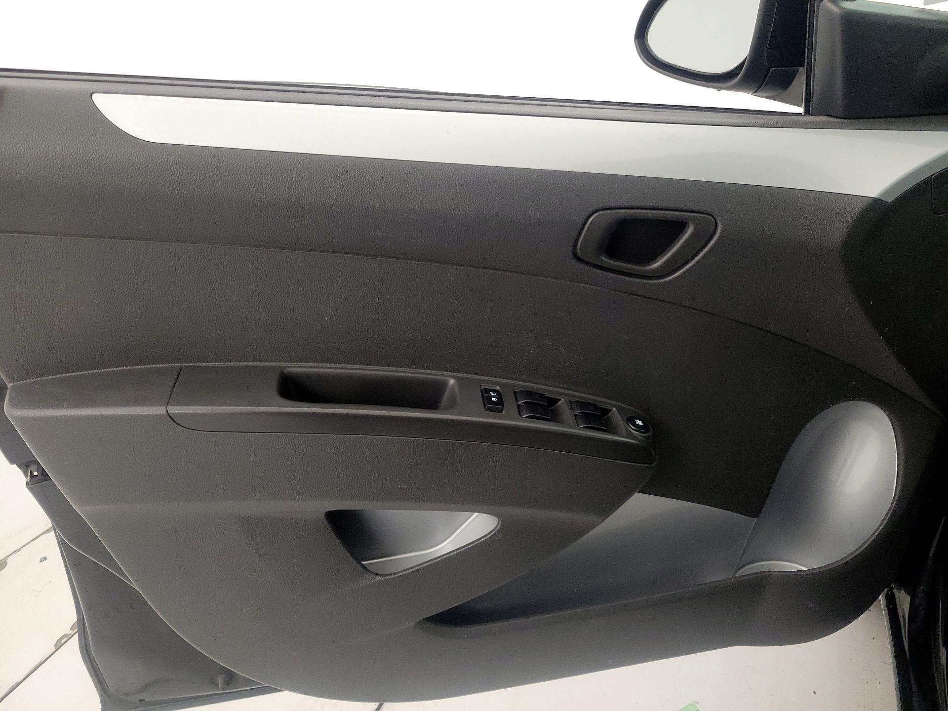 Thumbnail: 2014 Chevrolet Spark - 12