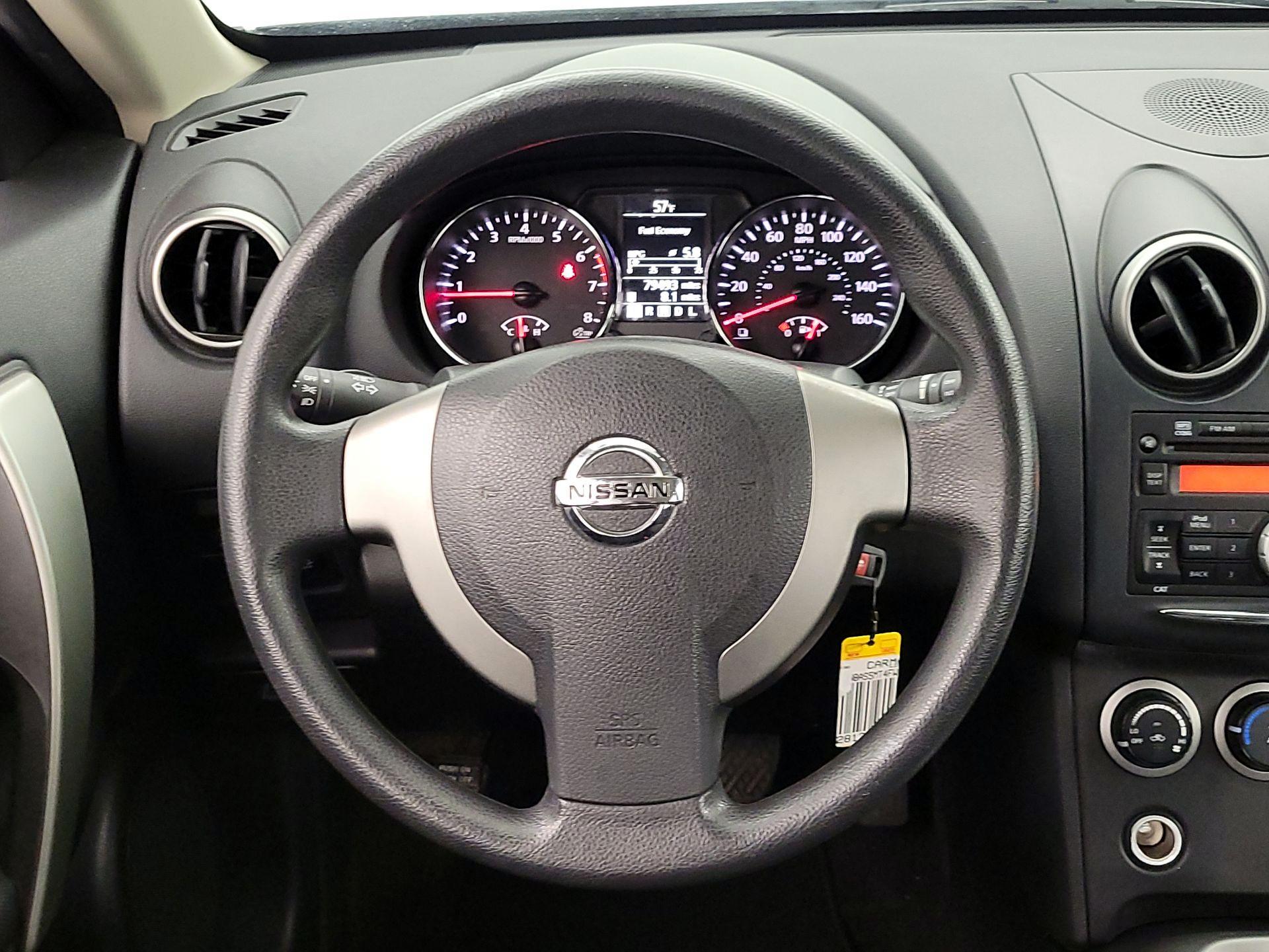 Thumbnail: 2015 Nissan Rogue - 10