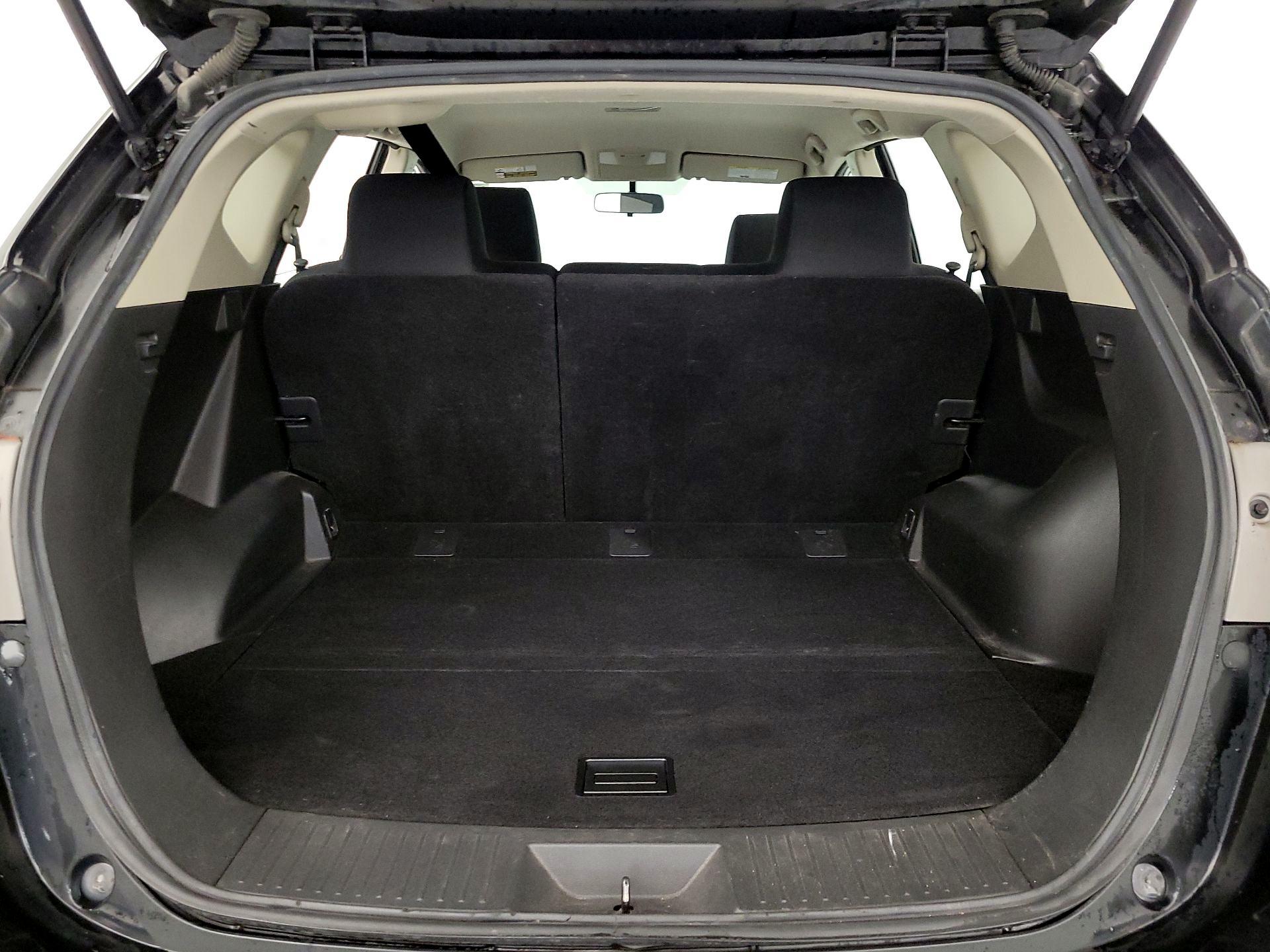 Thumbnail: 2015 Nissan Rogue - 18