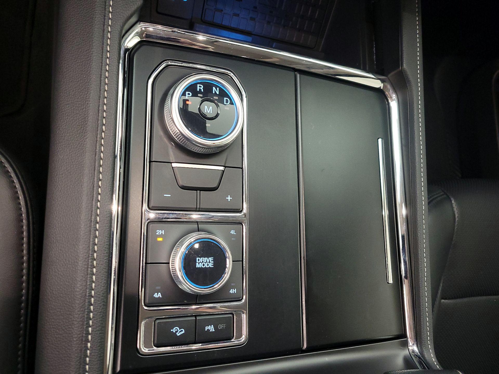 Thumbnail: 2024 Ford Expedition - 18