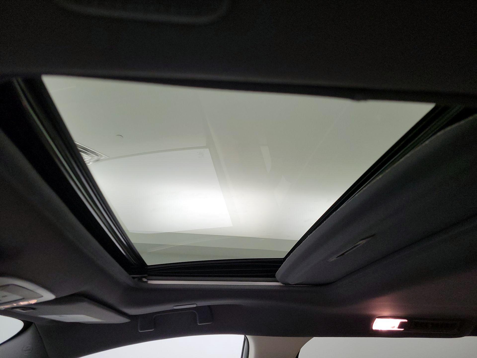 Thumbnail: 2024 Toyota Sienna - 20