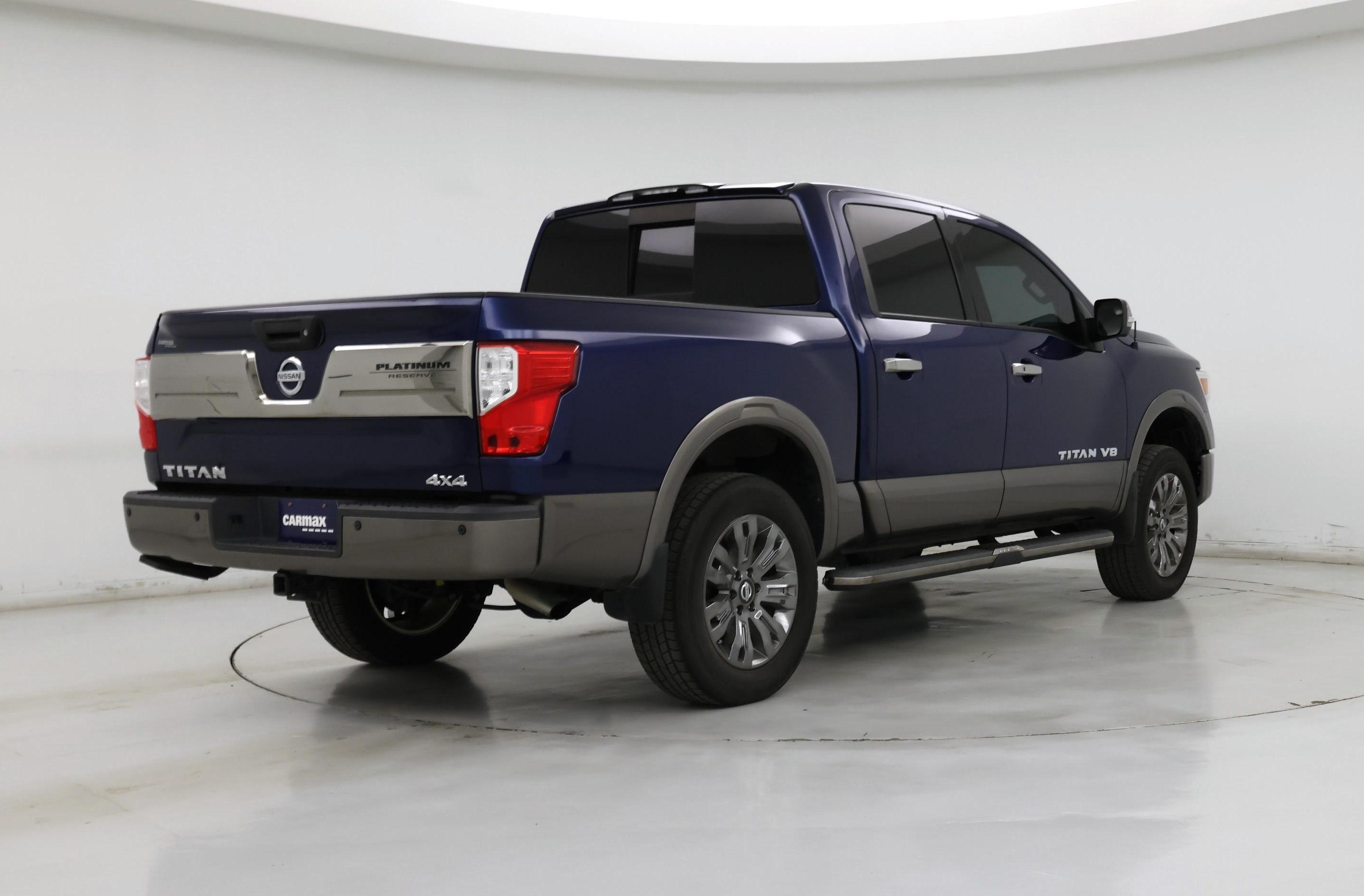 Thumbnail: 2019 Nissan Titan - 8