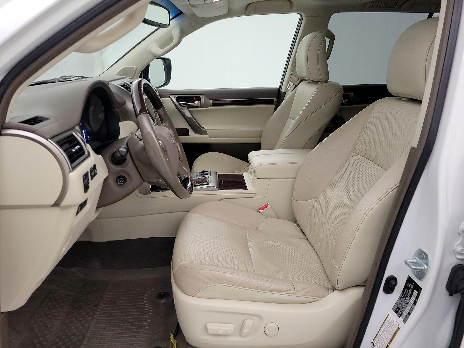 Thumbnail: 2019 Lexus GX - 11