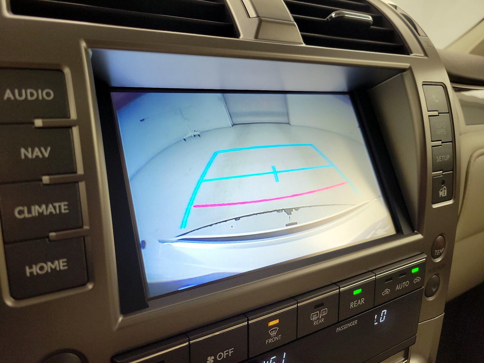 Thumbnail: 2019 Lexus GX - 15