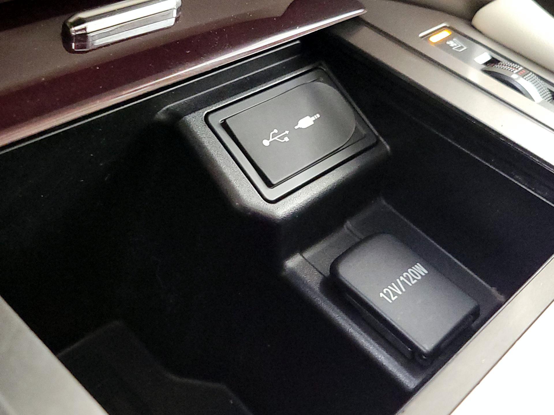 Thumbnail: 2019 Lexus GX - 19