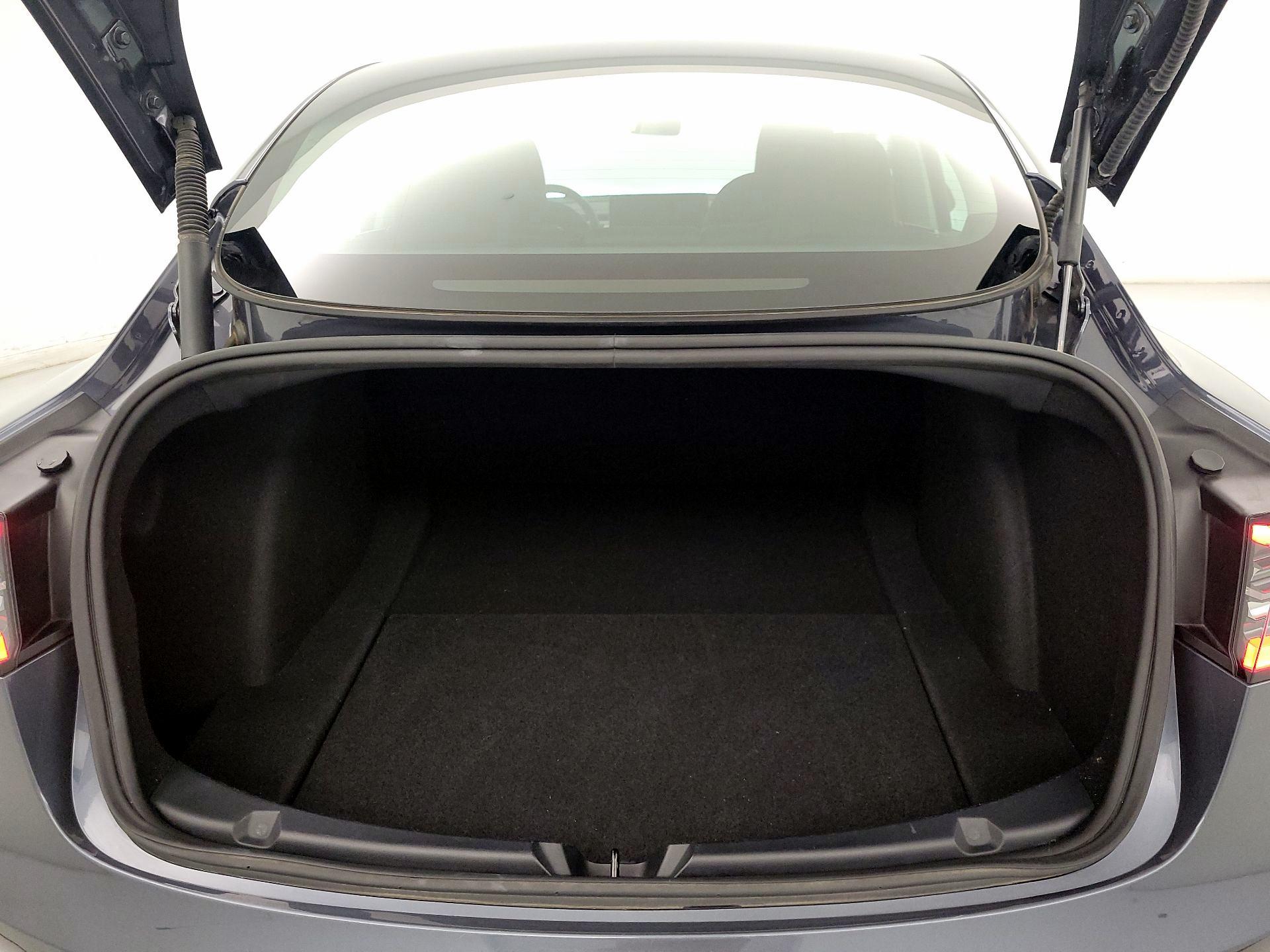 Thumbnail: 2023 Tesla Model 3 - 20