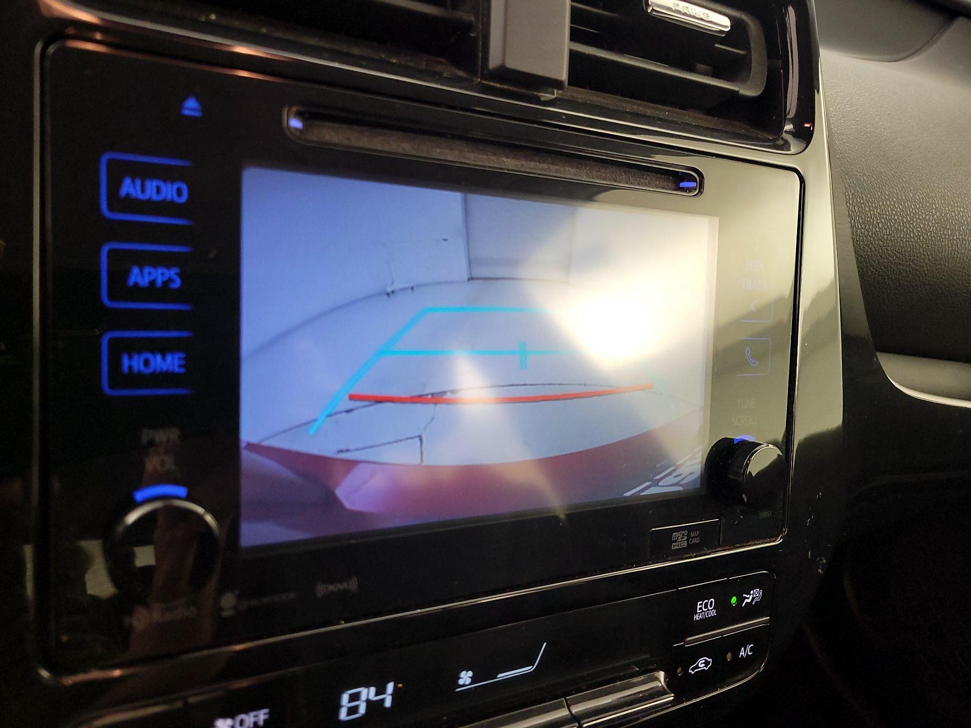 Thumbnail: 2016 Toyota Prius - 15