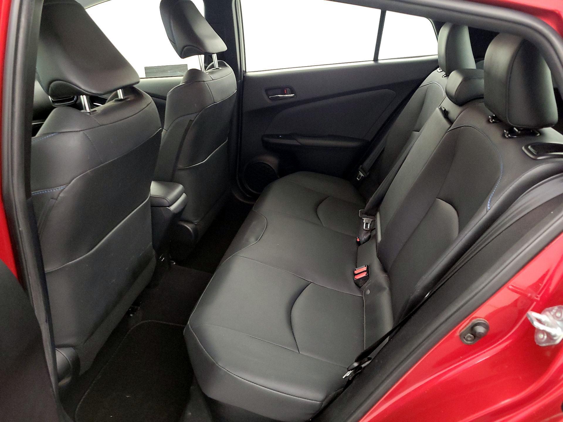 Thumbnail: 2016 Toyota Prius - 20