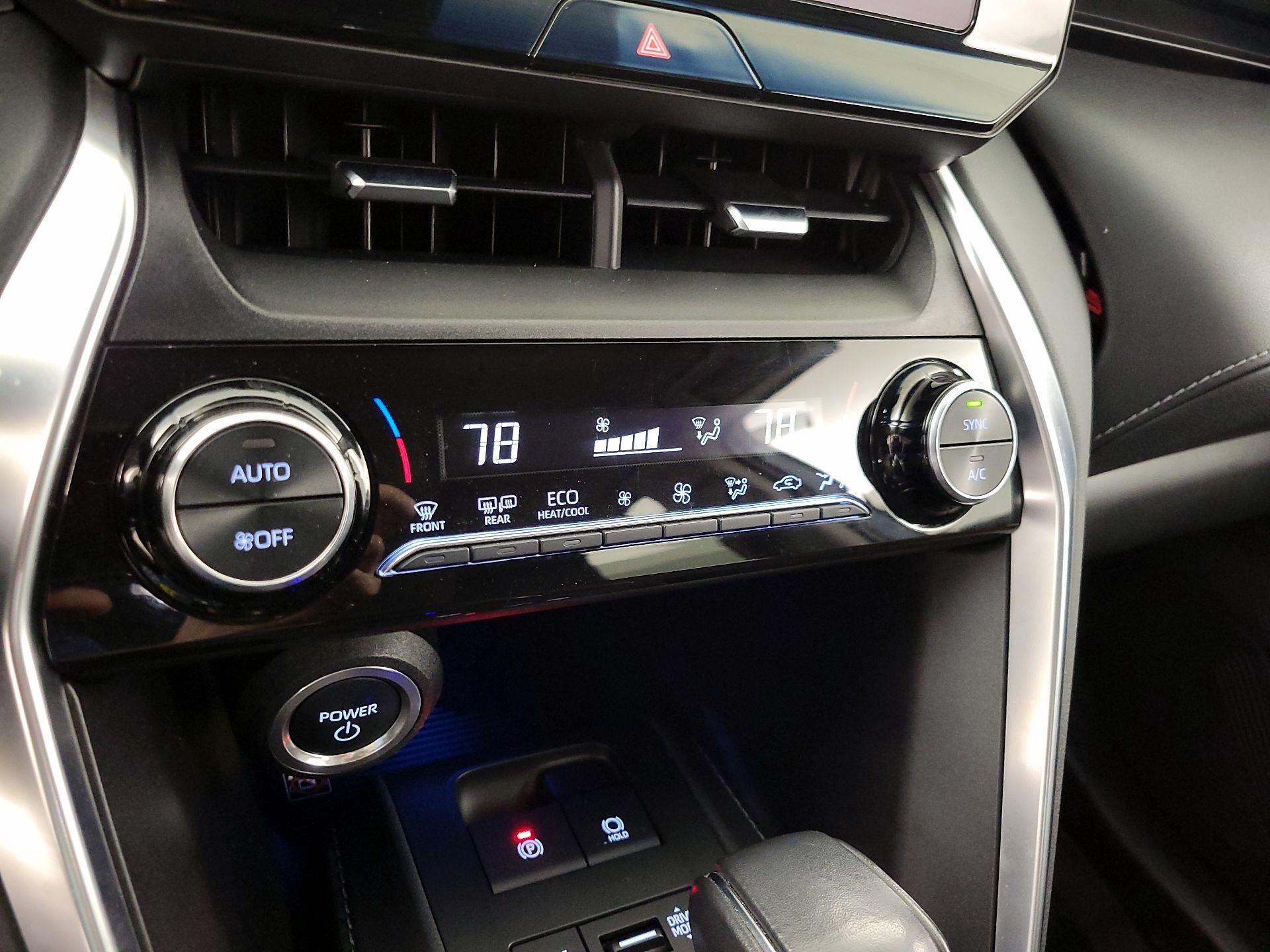 Thumbnail: 2024 Toyota Venza - 16