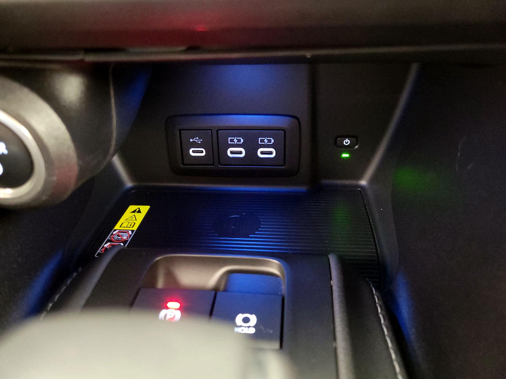 Thumbnail: 2024 Toyota Venza - 18