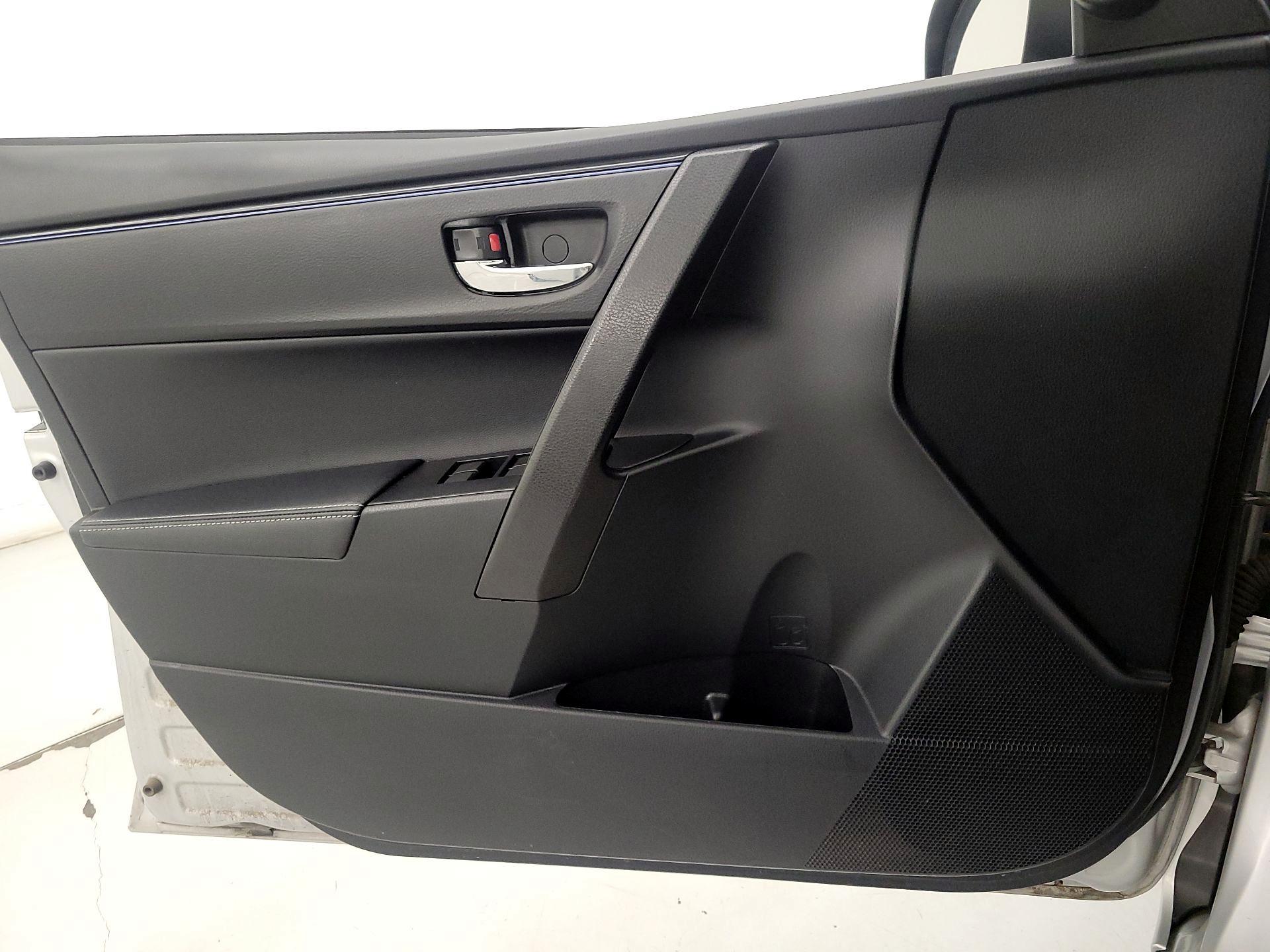 Thumbnail: 2019 Toyota Corolla - 12