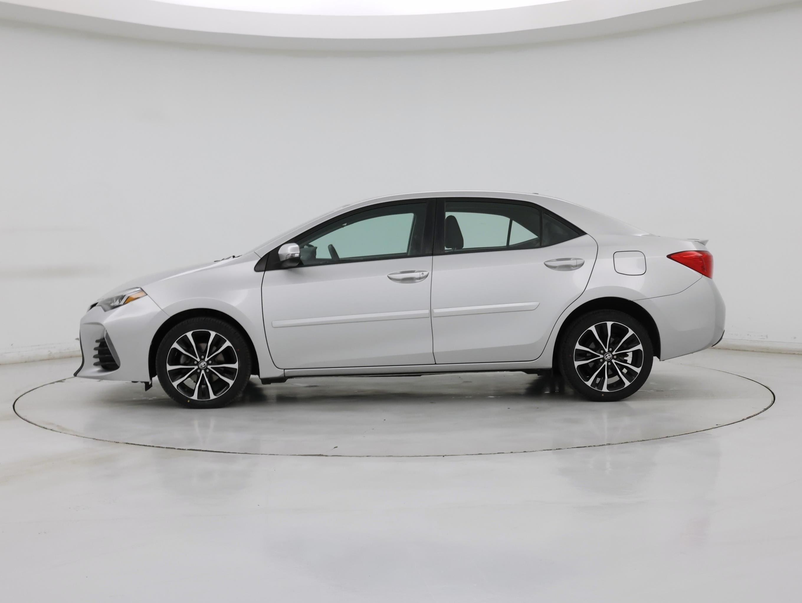 Thumbnail: 2019 Toyota Corolla - 3