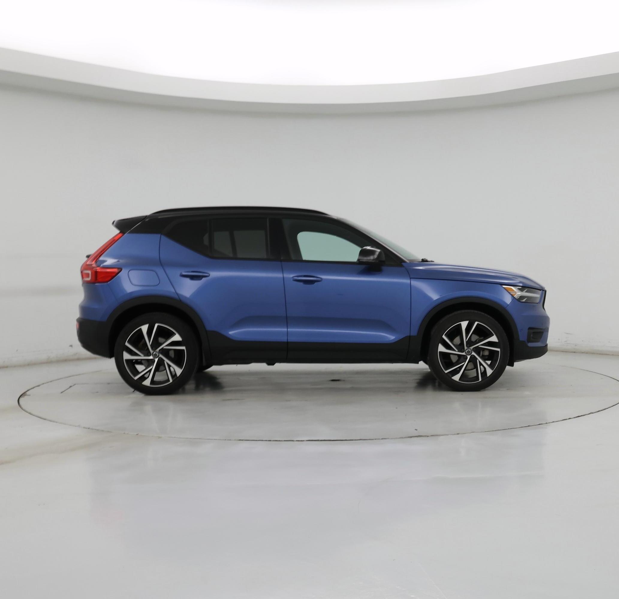 Thumbnail: 2021 Volvo XC40 - 7