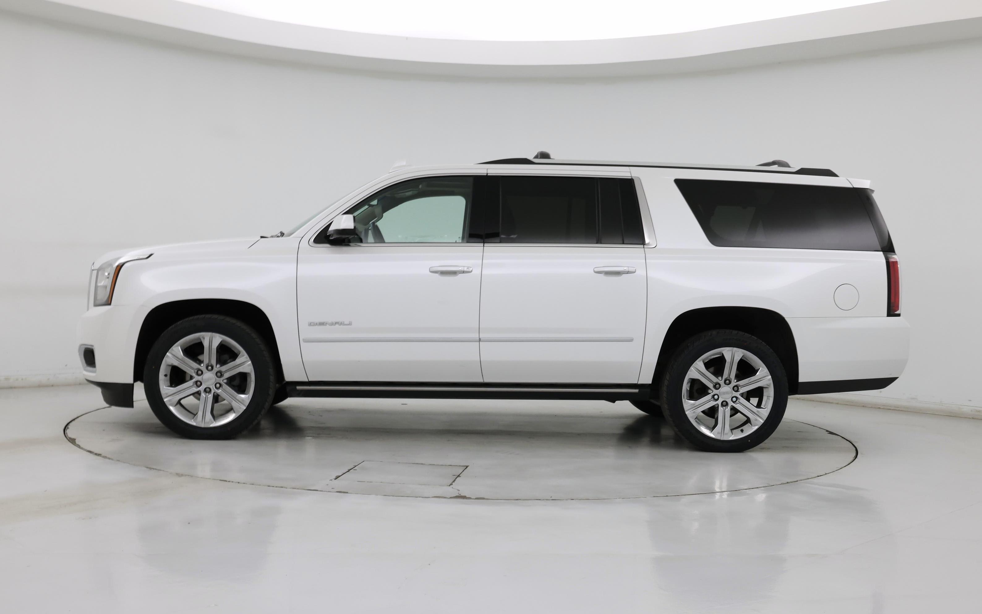 Thumbnail: 2016 GMC Yukon XL - 3