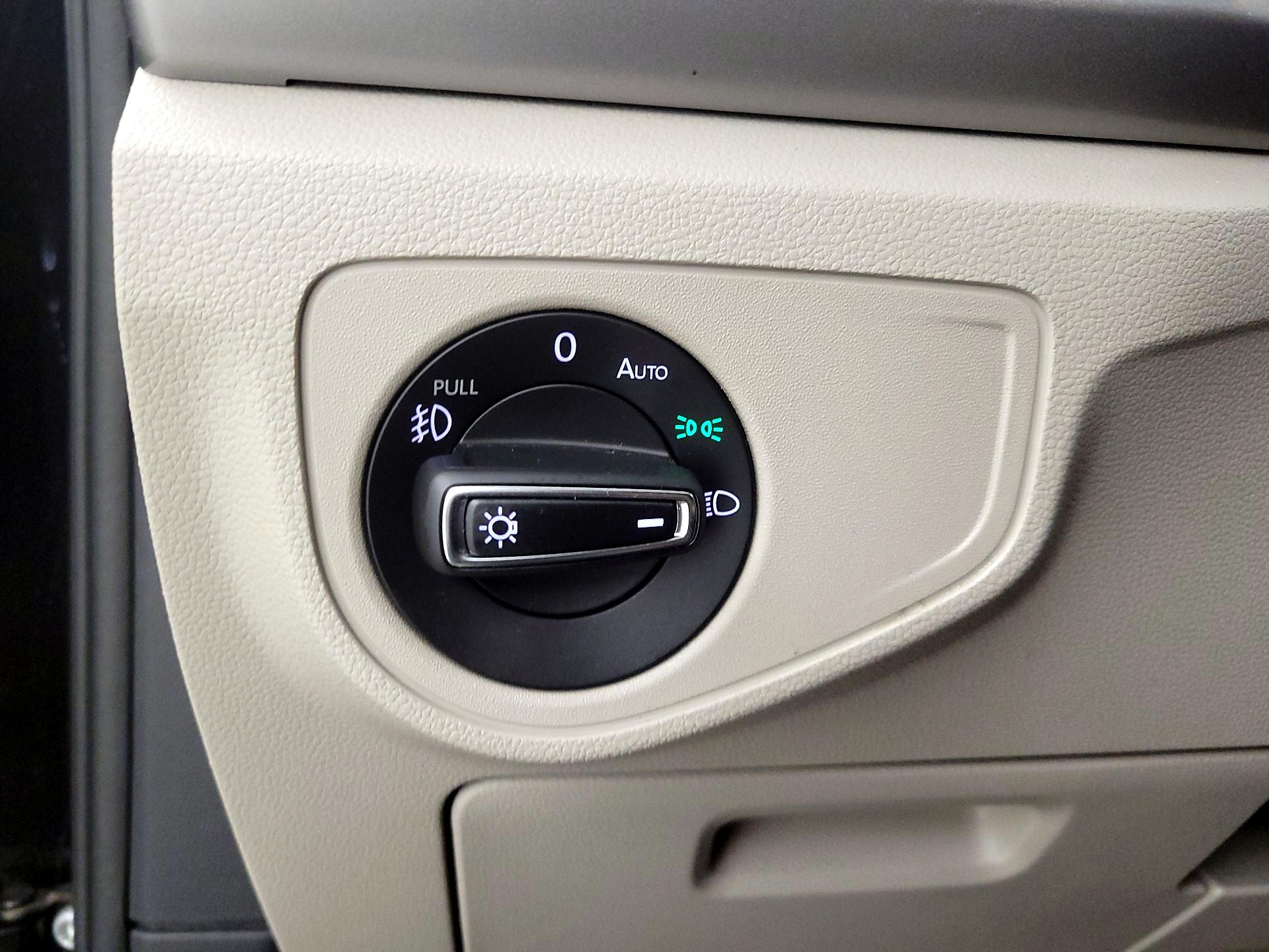 Thumbnail: 2019 Volkswagen Atlas - 13