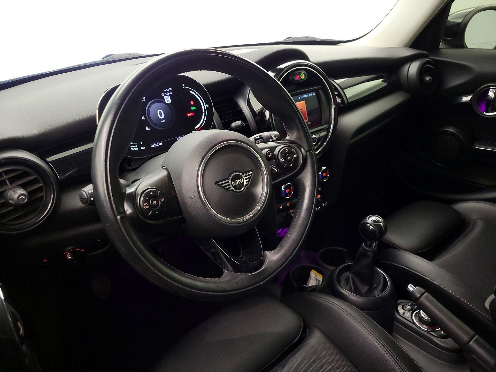 Thumbnail: 2021 MINI Cooper Hardtop - 9