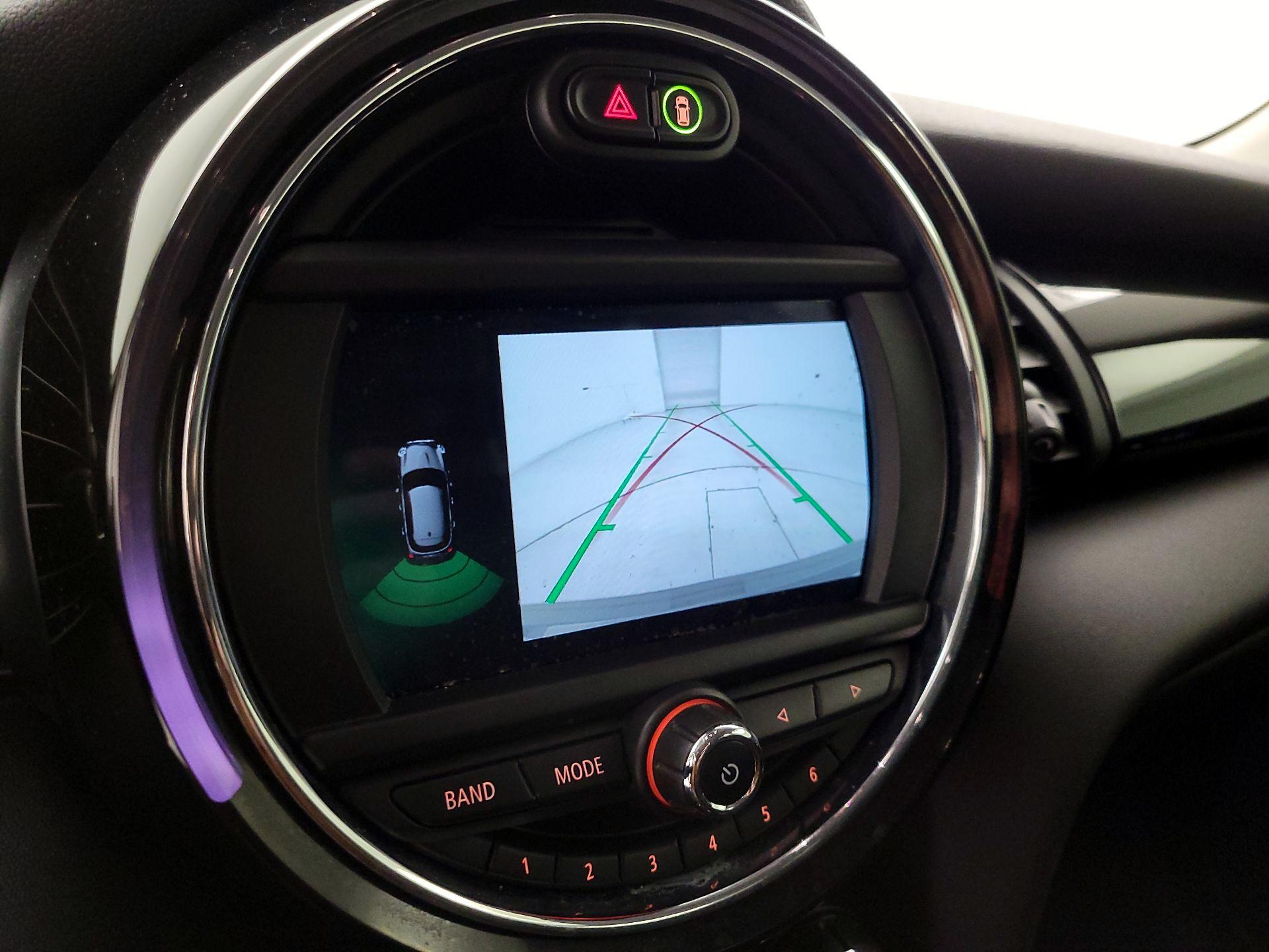 Thumbnail: 2021 MINI Cooper Hardtop - 14