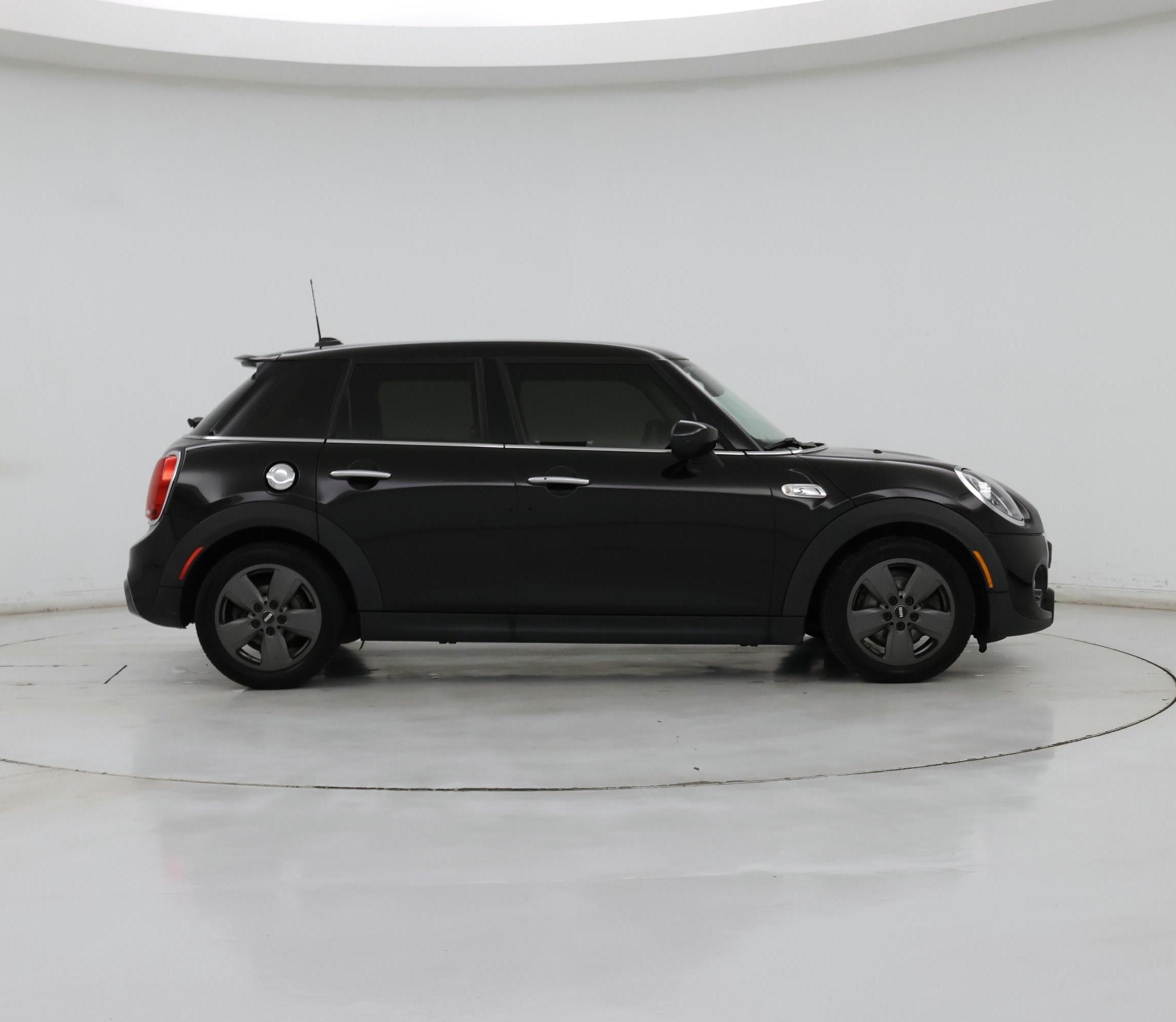 Thumbnail: 2021 MINI Cooper Hardtop - 7