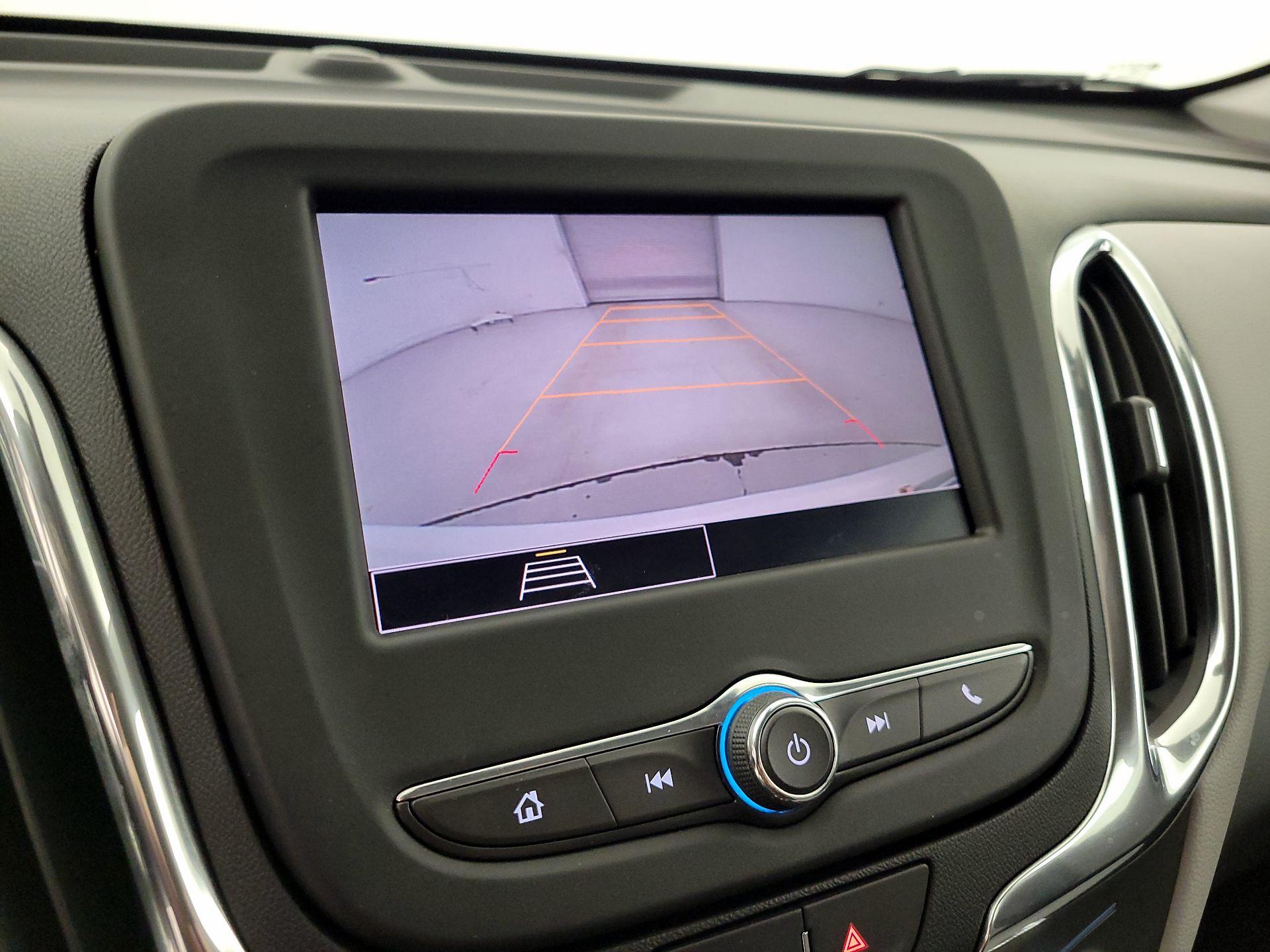 Thumbnail: 2022 Chevrolet Equinox - 14