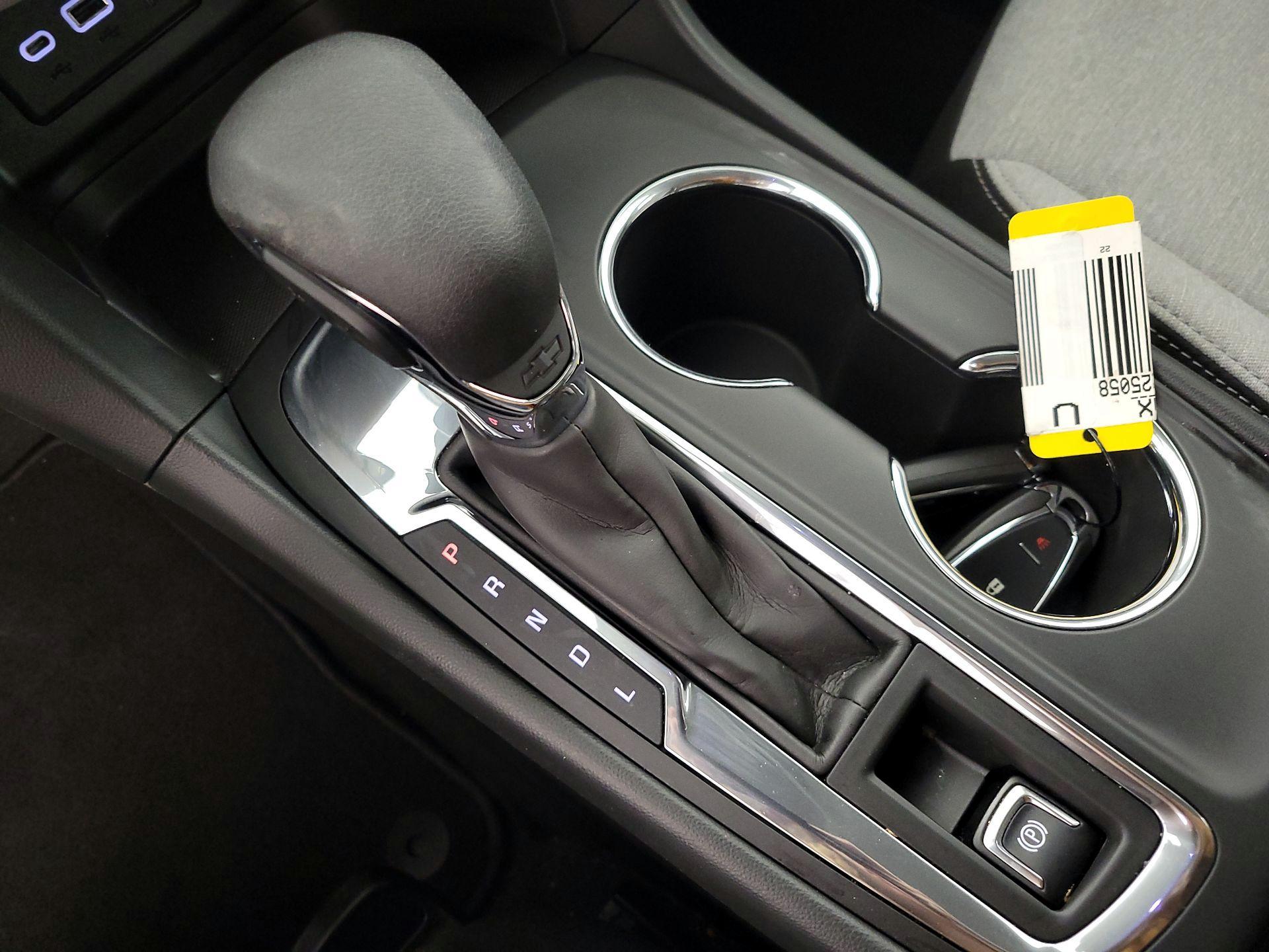 Thumbnail: 2022 Chevrolet Equinox - 17