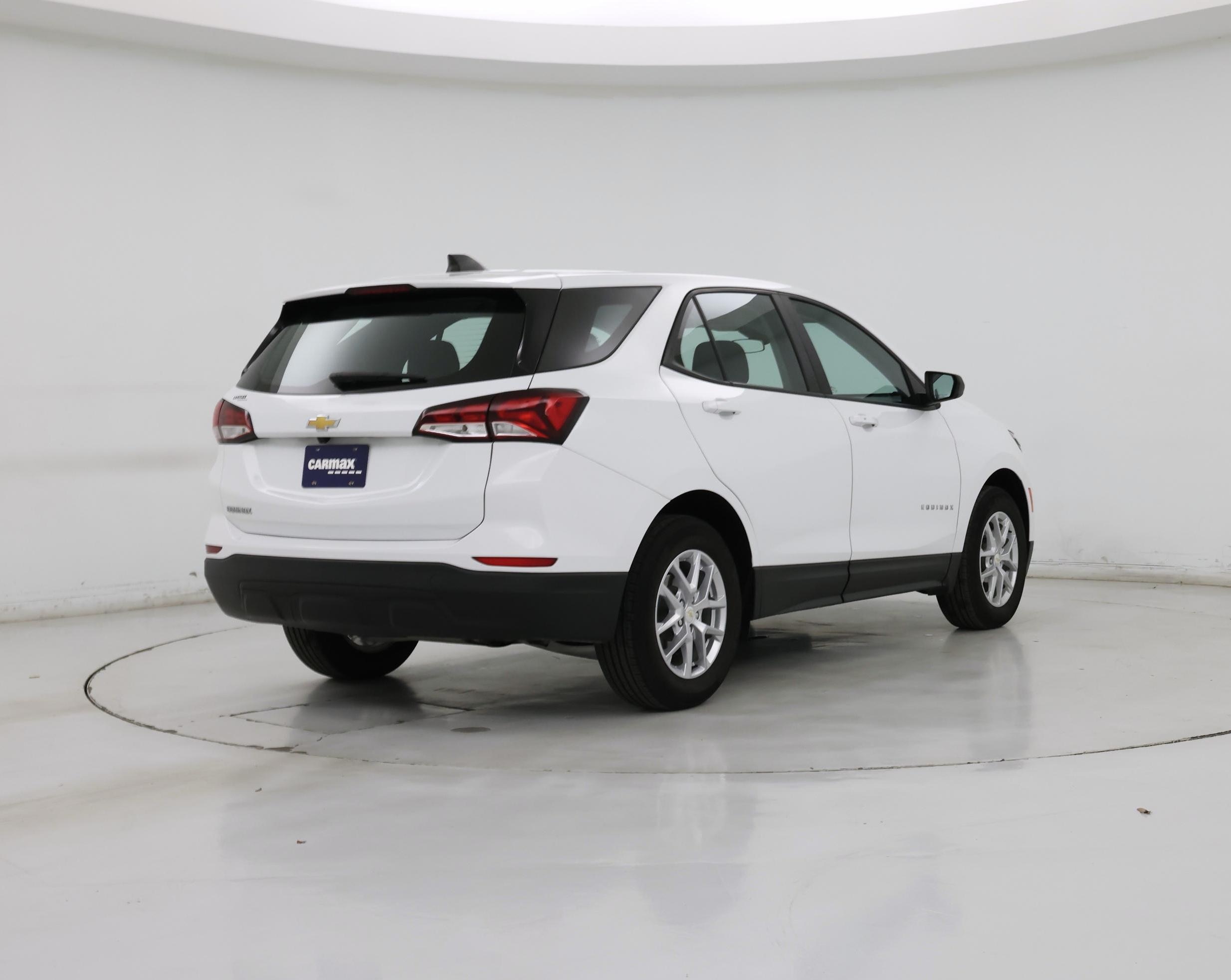 Thumbnail: 2022 Chevrolet Equinox - 8