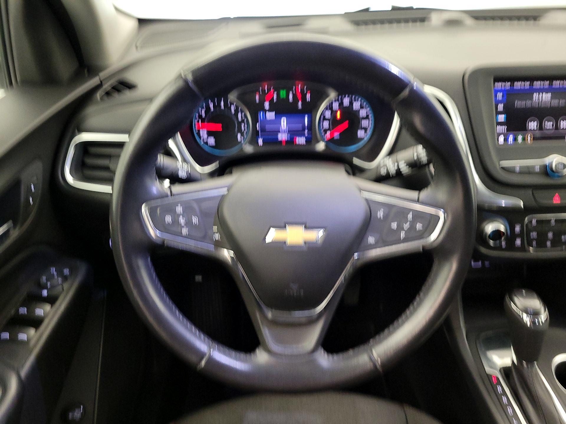 Thumbnail: 2021 Chevrolet Equinox - 10