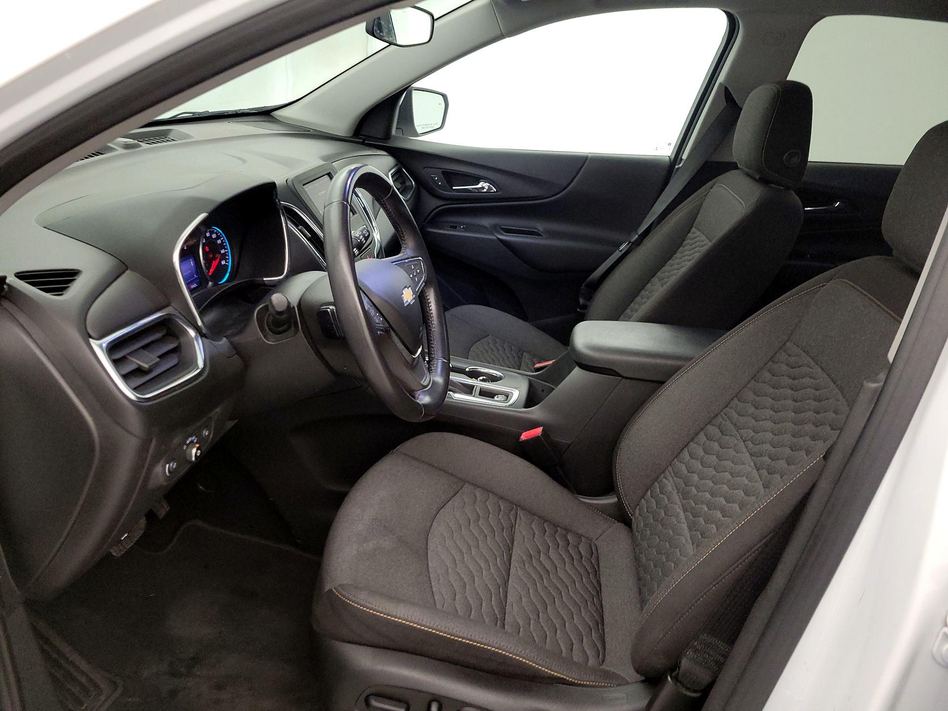 Thumbnail: 2021 Chevrolet Equinox - 11