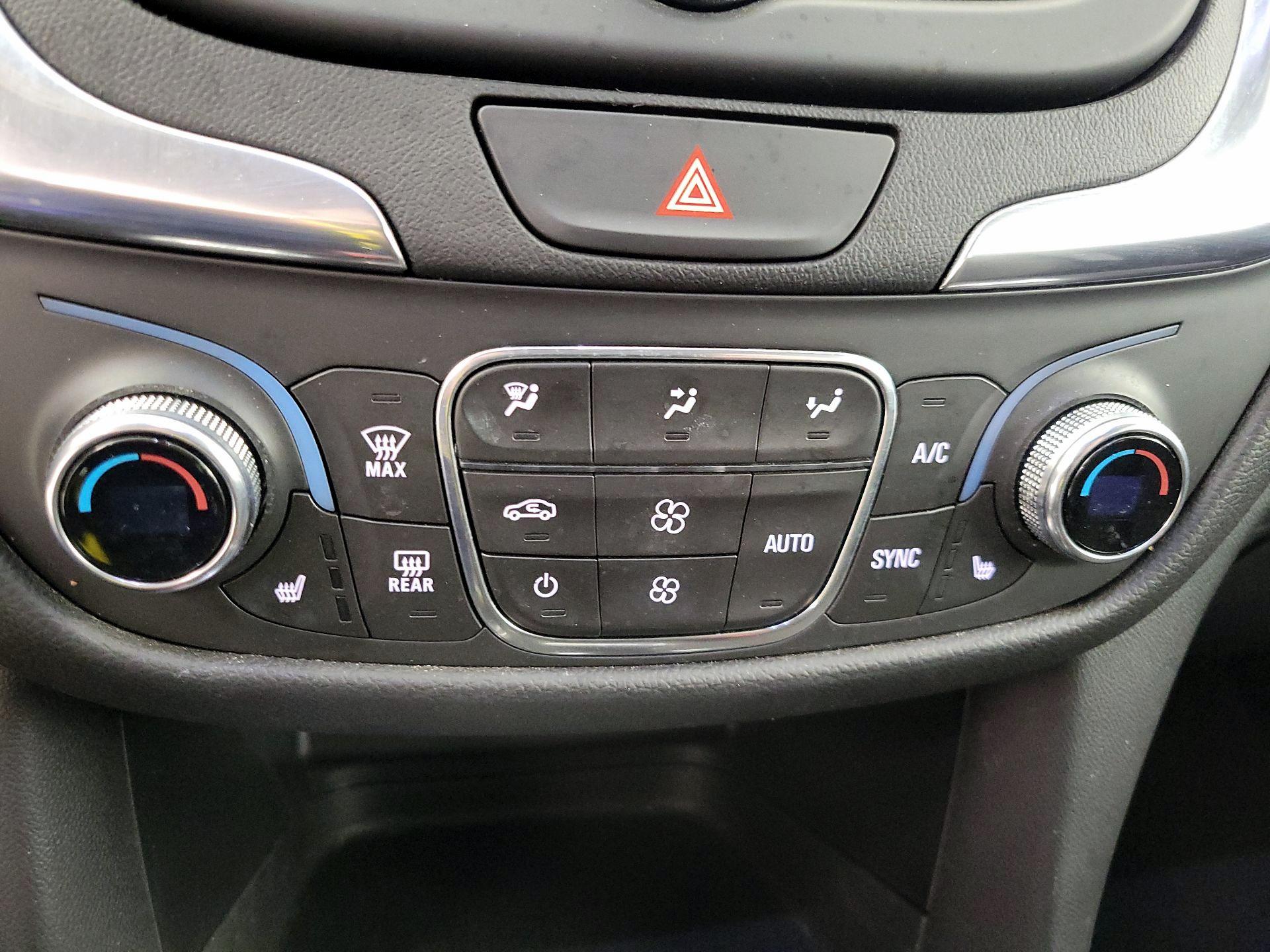 Thumbnail: 2021 Chevrolet Equinox - 16