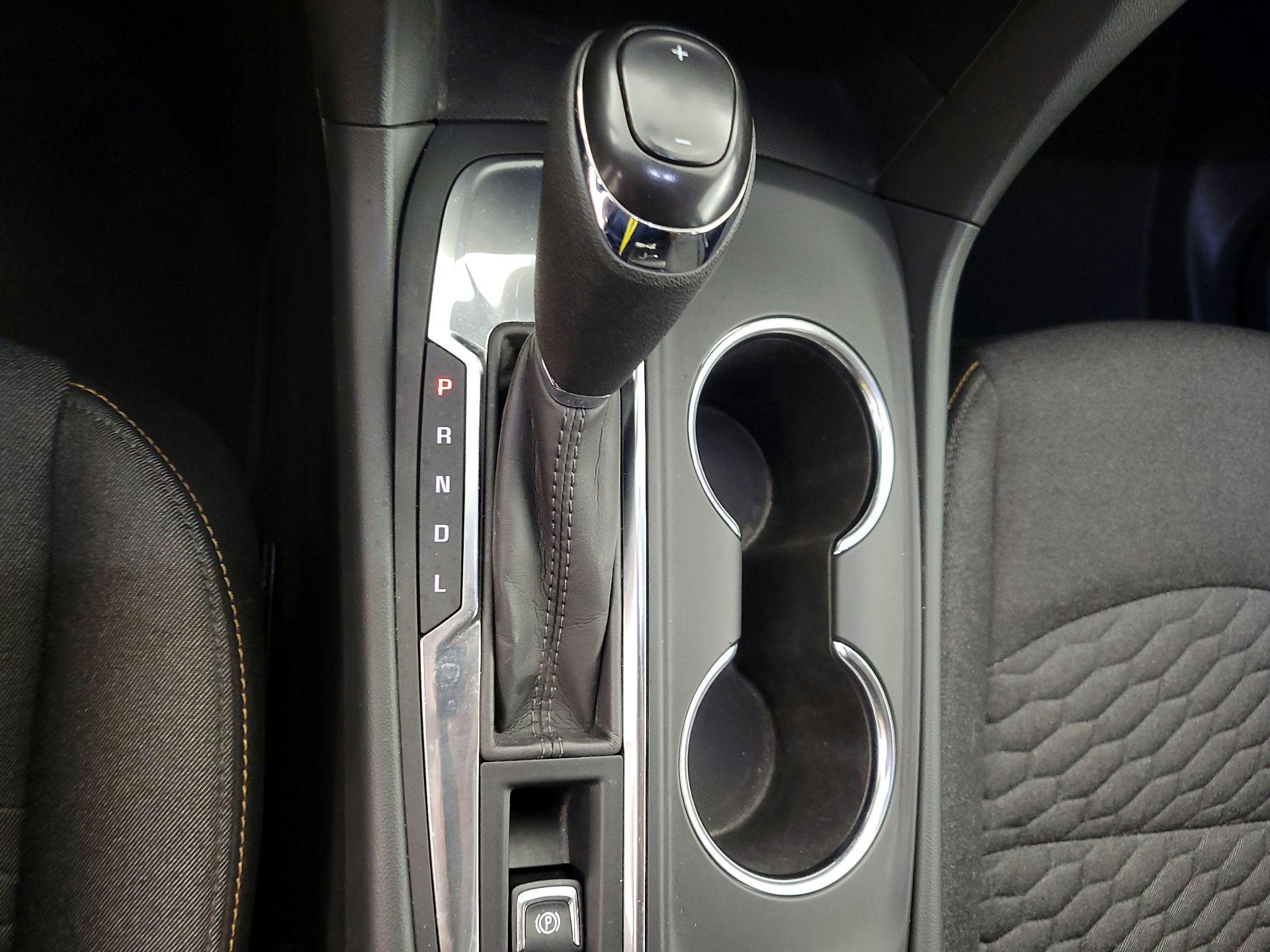 Thumbnail: 2021 Chevrolet Equinox - 17