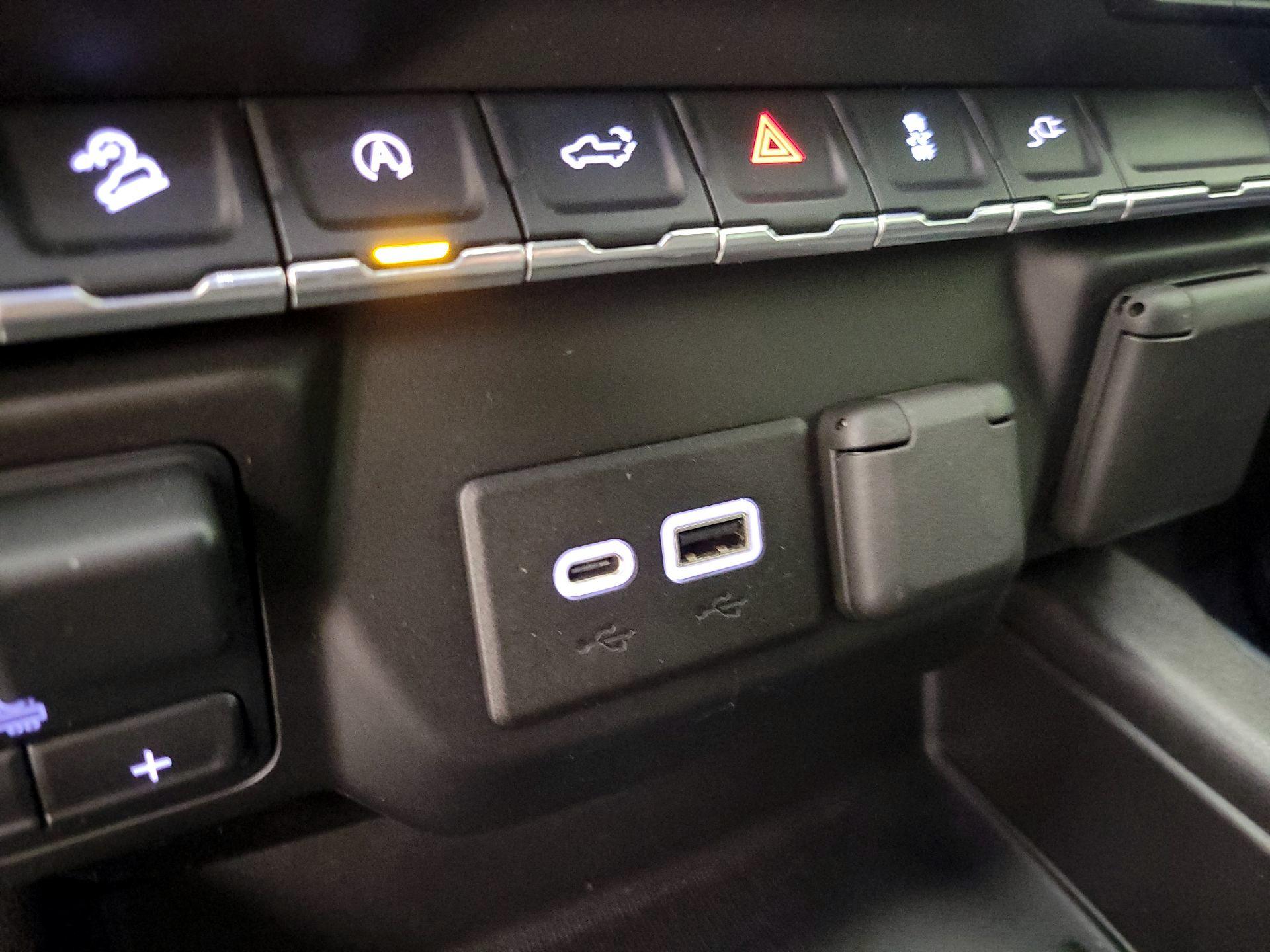 Thumbnail: 2021 Chevrolet Silverado 1500 - 18