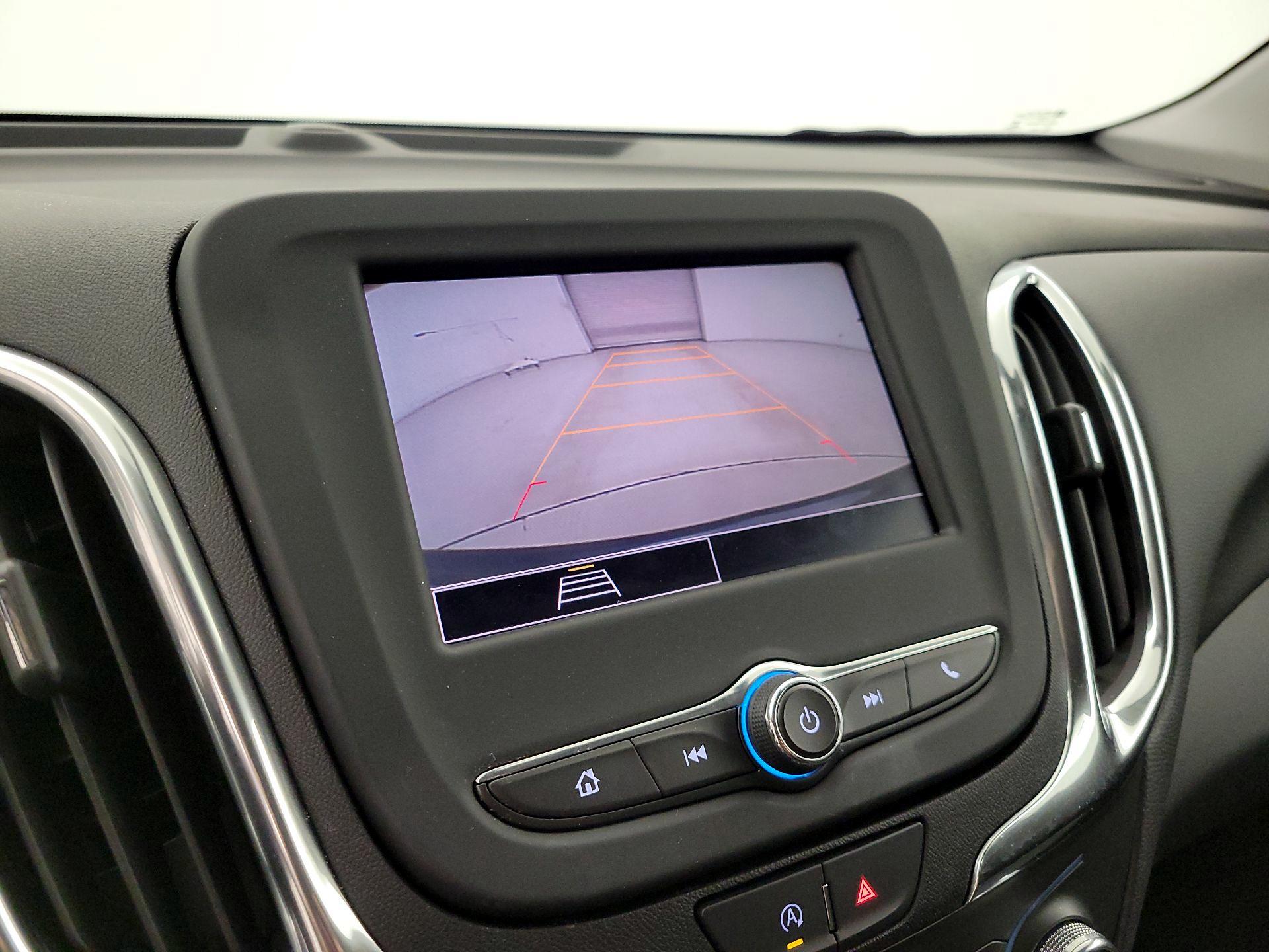 Thumbnail: 2022 Chevrolet Equinox - 14