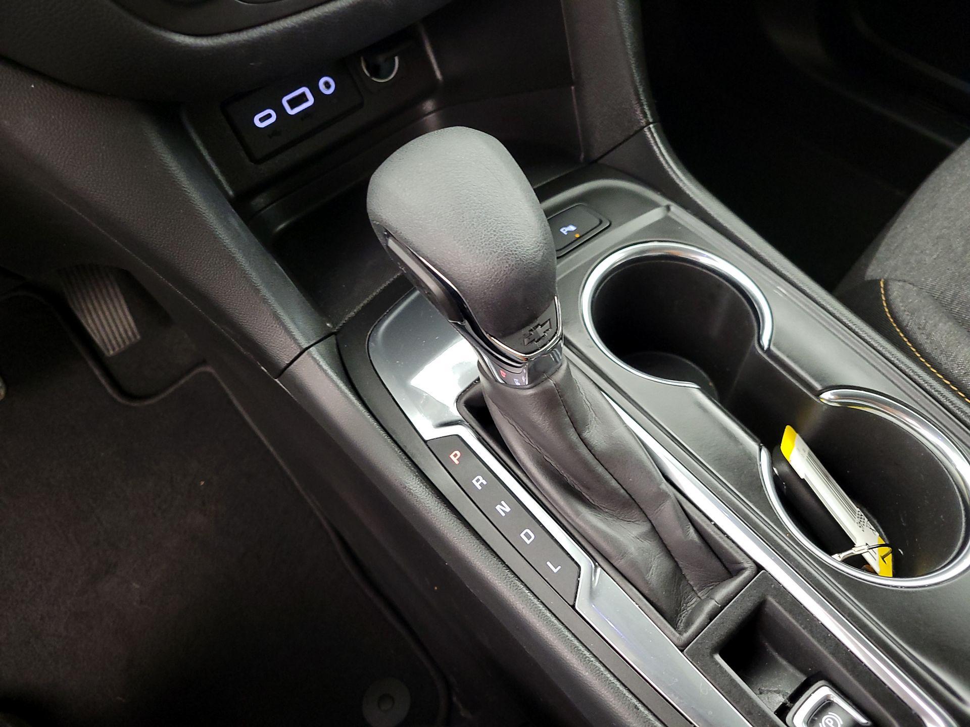 Thumbnail: 2022 Chevrolet Equinox - 17