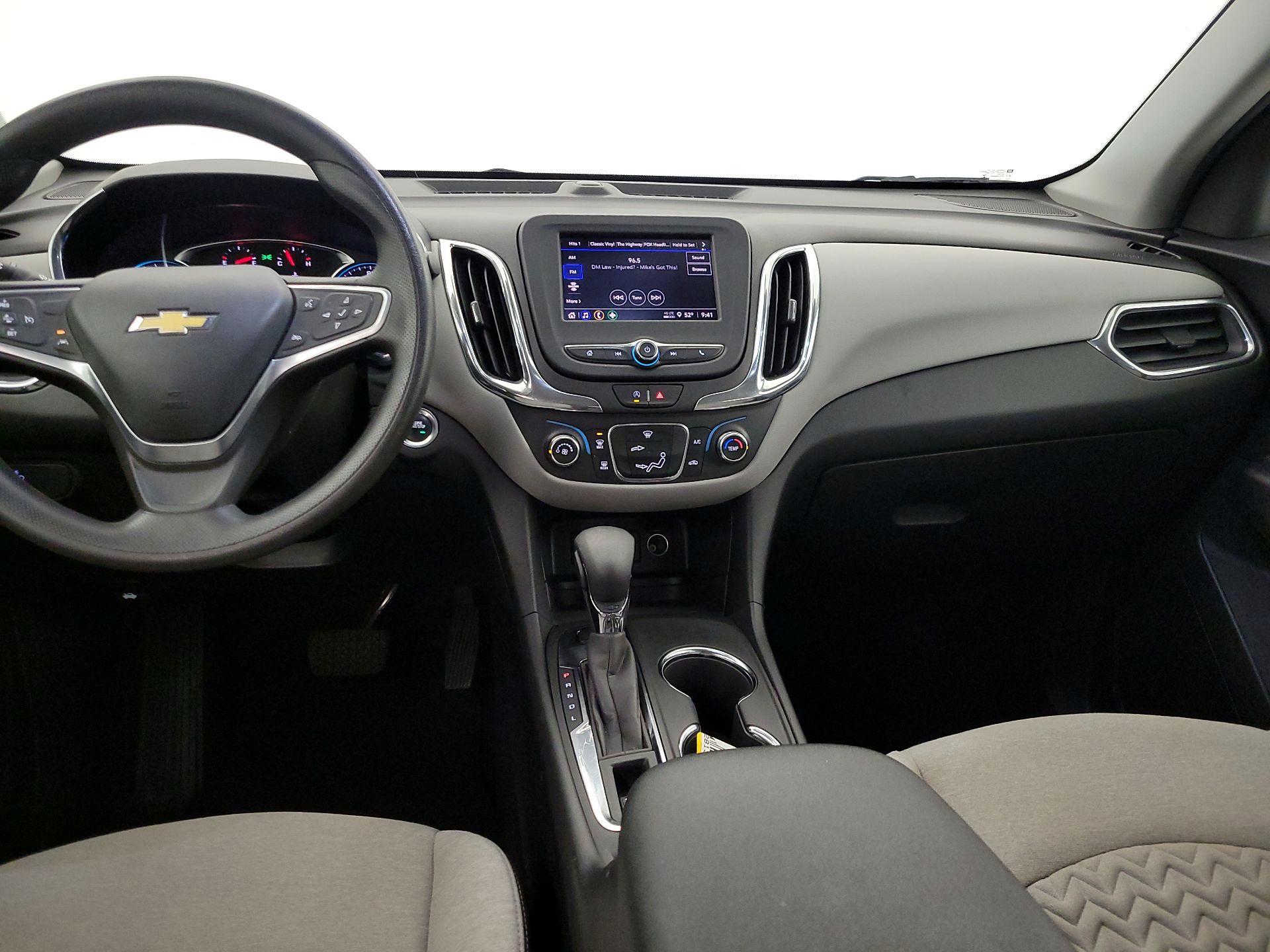 Thumbnail: 2022 Chevrolet Equinox - 9