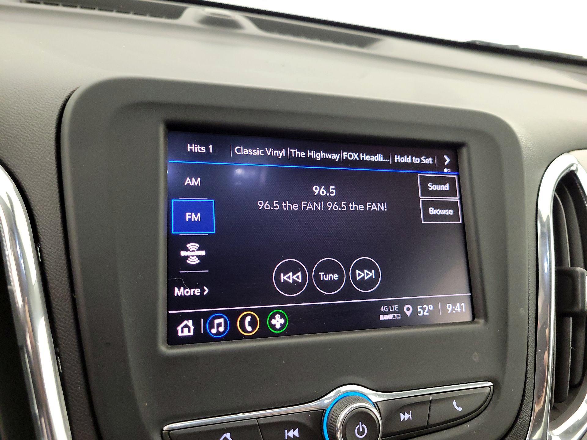 Thumbnail: 2022 Chevrolet Equinox - 15