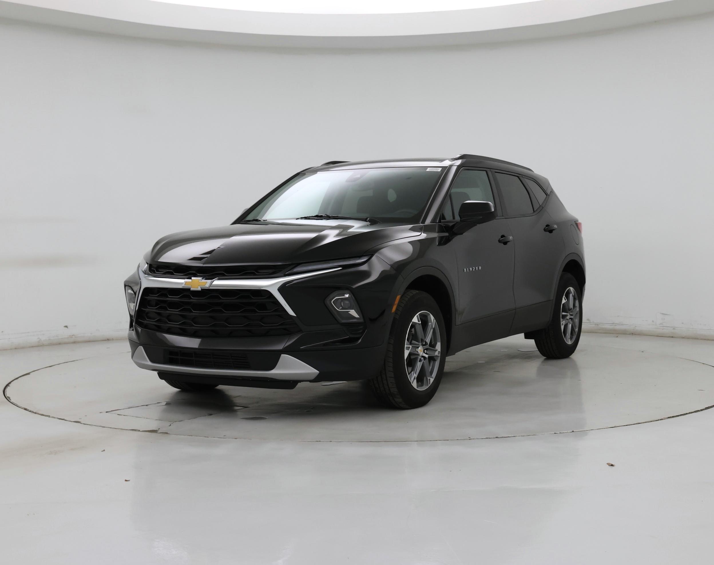 Thumbnail: 2023 Chevrolet Blazer - 4