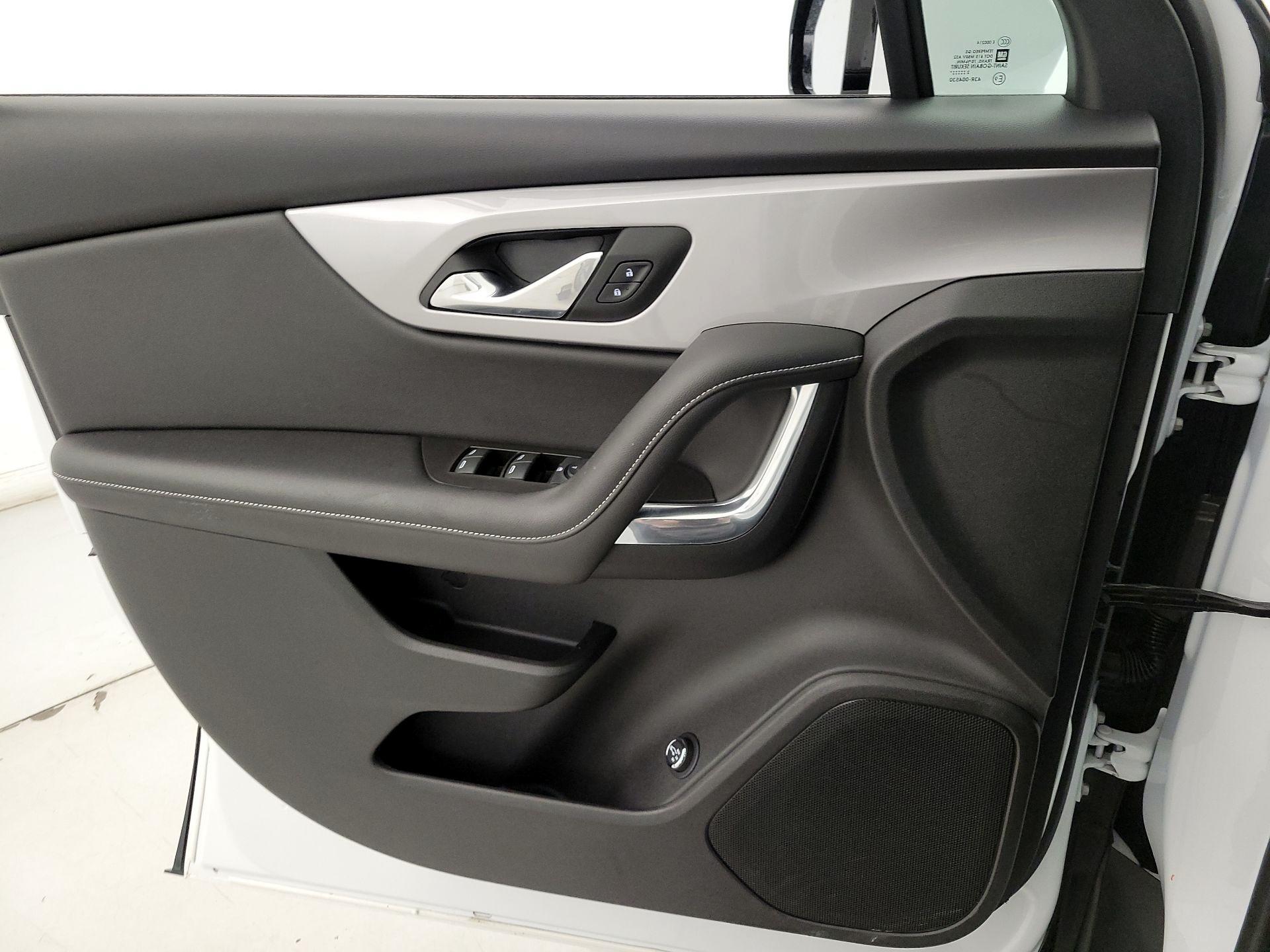 Thumbnail: 2023 Chevrolet Blazer - 12