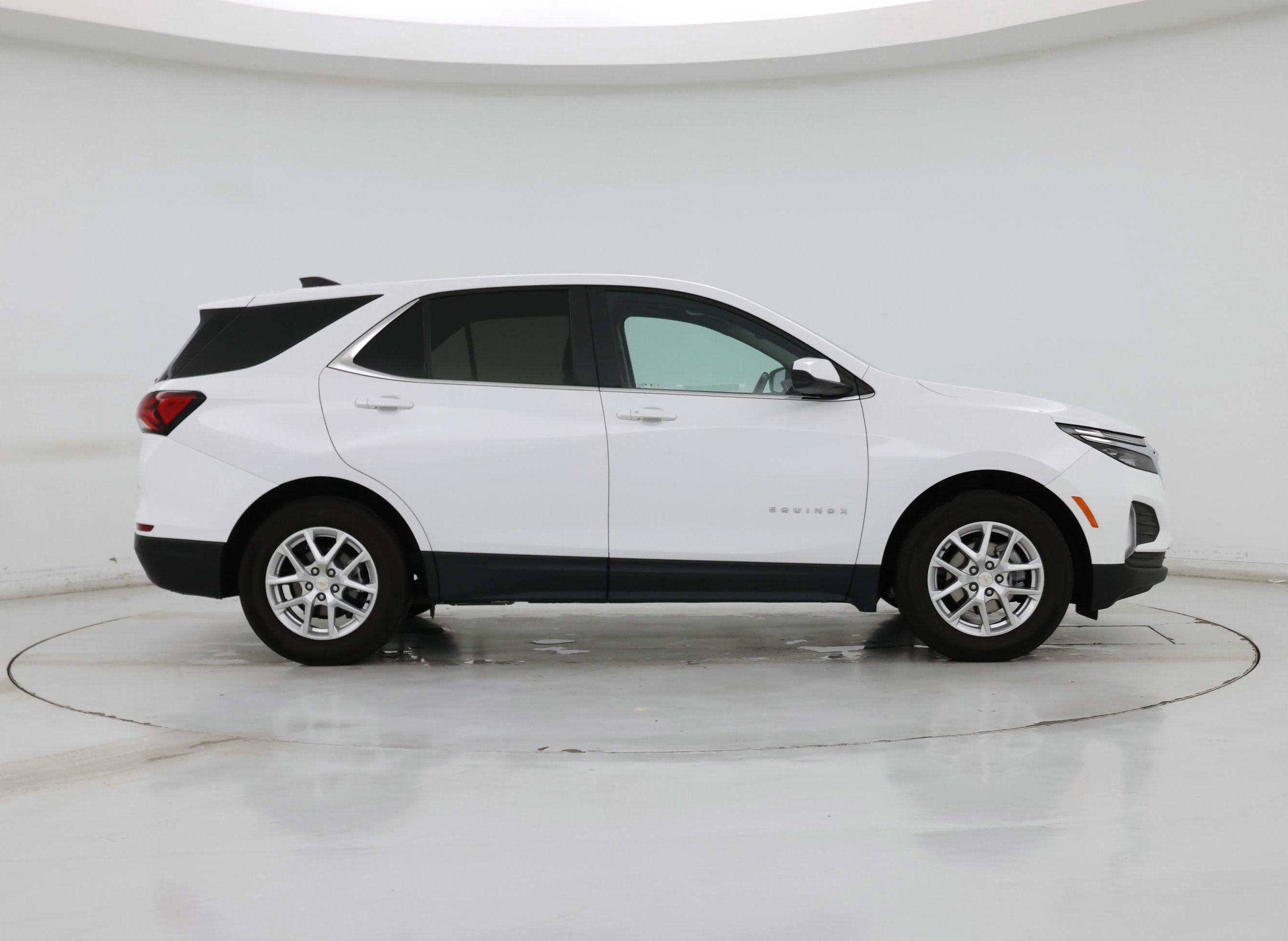 Thumbnail: 2022 Chevrolet Equinox - 7