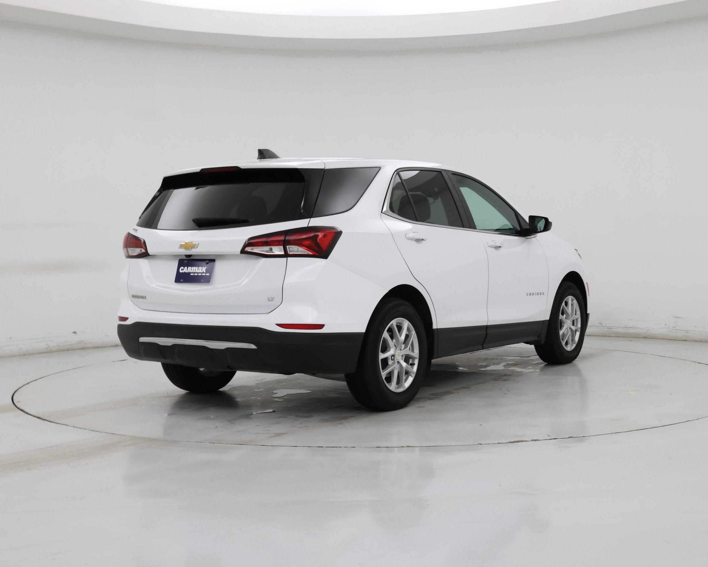 Thumbnail: 2022 Chevrolet Equinox - 8