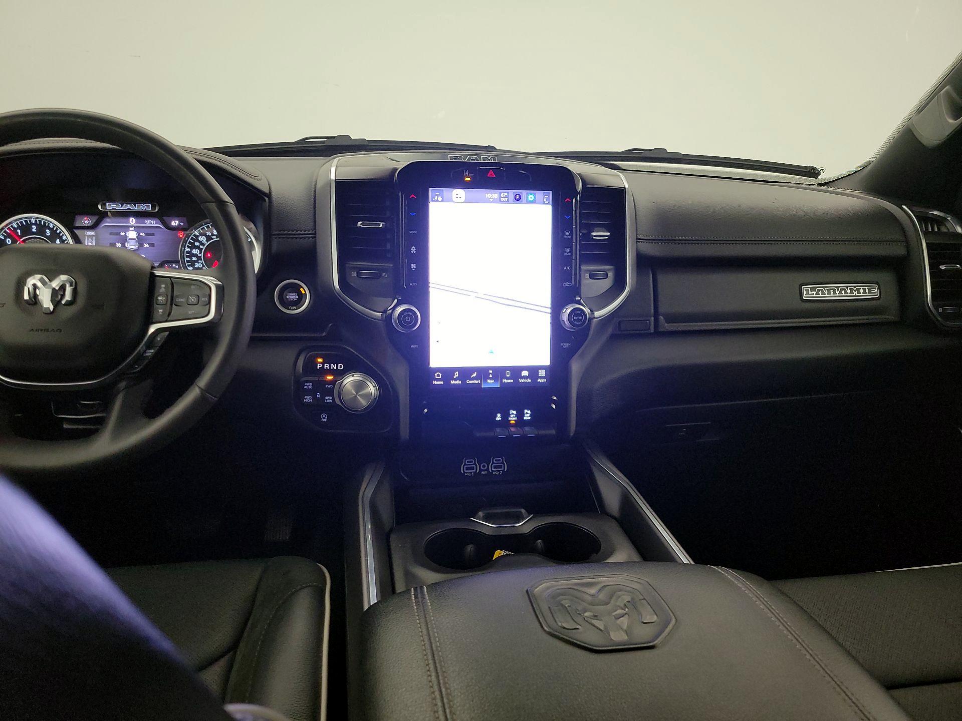 Thumbnail: 2025 RAM 1500 - 9