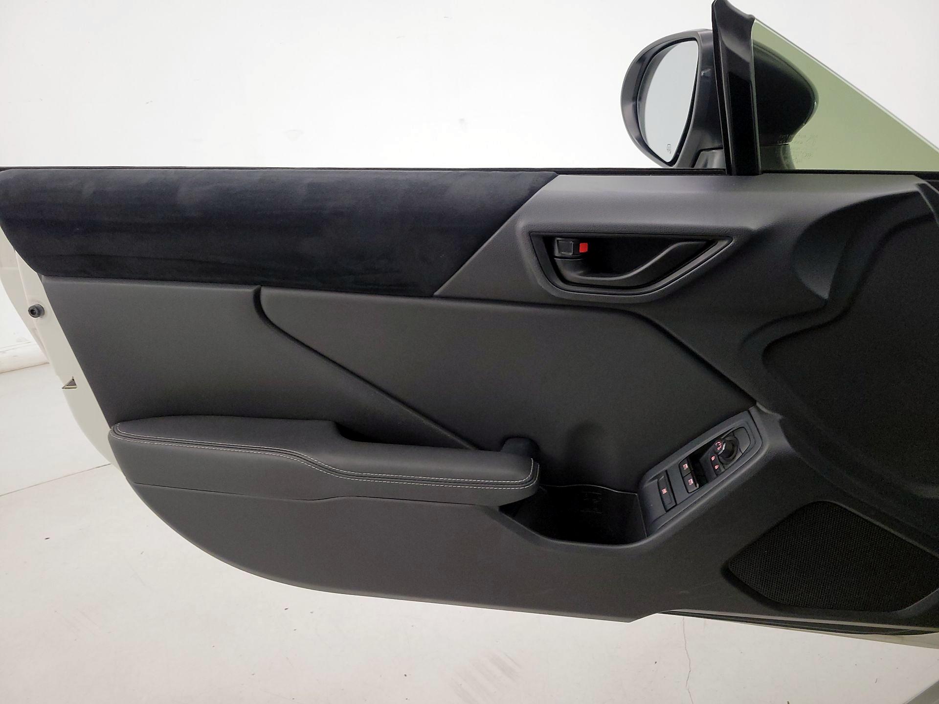 Thumbnail: 2023 Toyota GR86 - 12