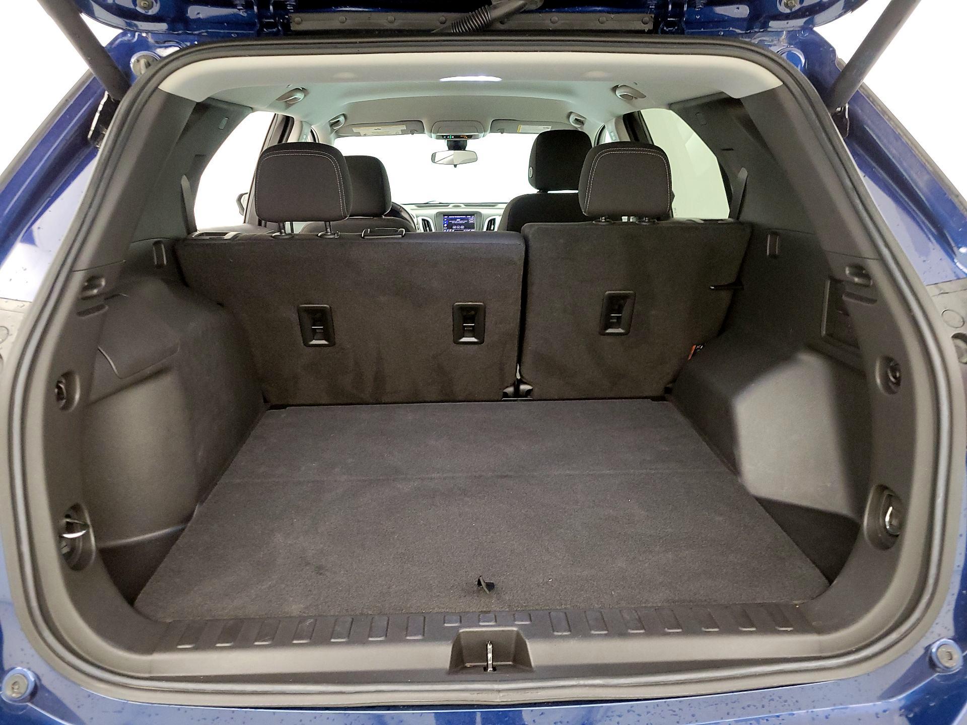 Thumbnail: 2022 Chevrolet Equinox - 20