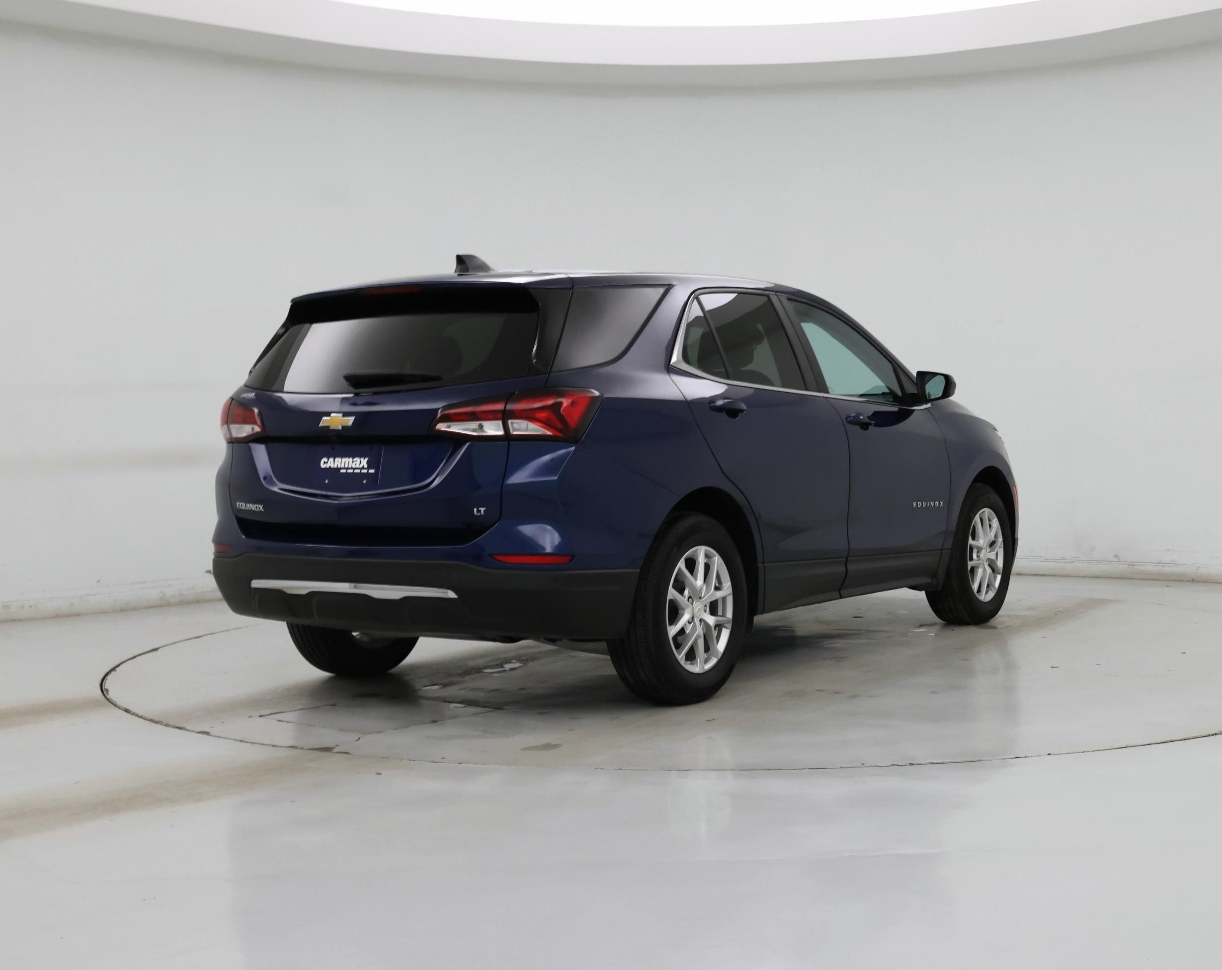 Thumbnail: 2022 Chevrolet Equinox - 8