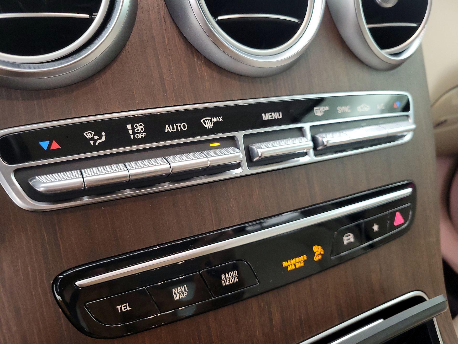 Thumbnail: 2021 Mercedes-Benz GLC - 16